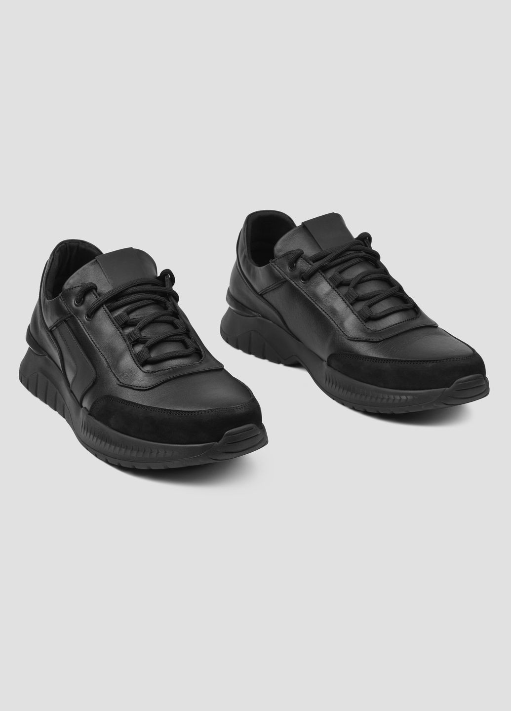 Черные демисезонные кожаные мужские кроссовки черные Villomi