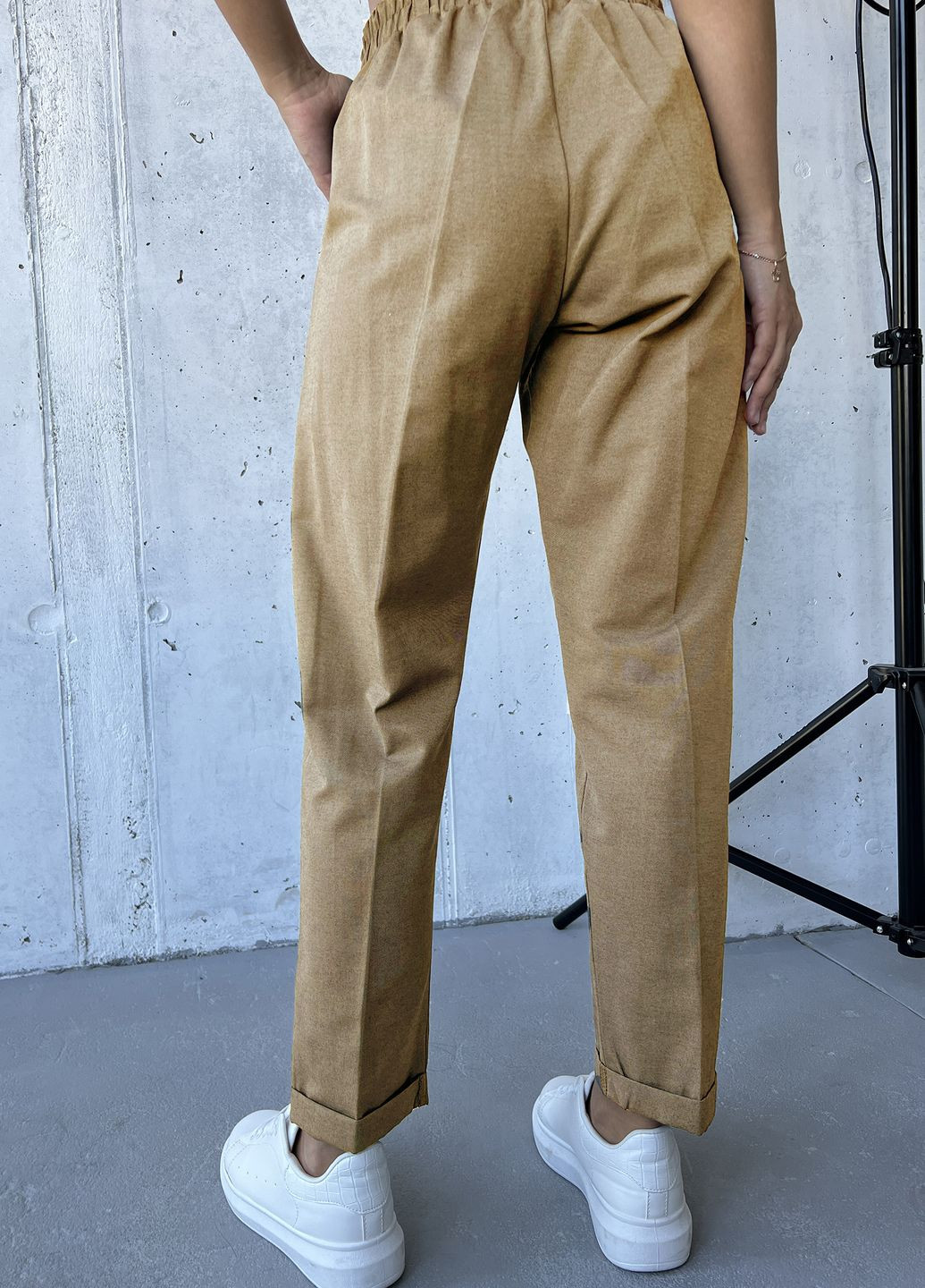 Стильні жіночні брюки джоггери INNOE брюки (264914449)