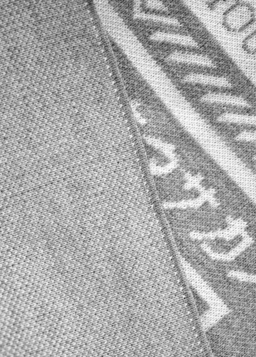 Сірий светри худі з ієрогліфами сіра (1100711) Lemanta