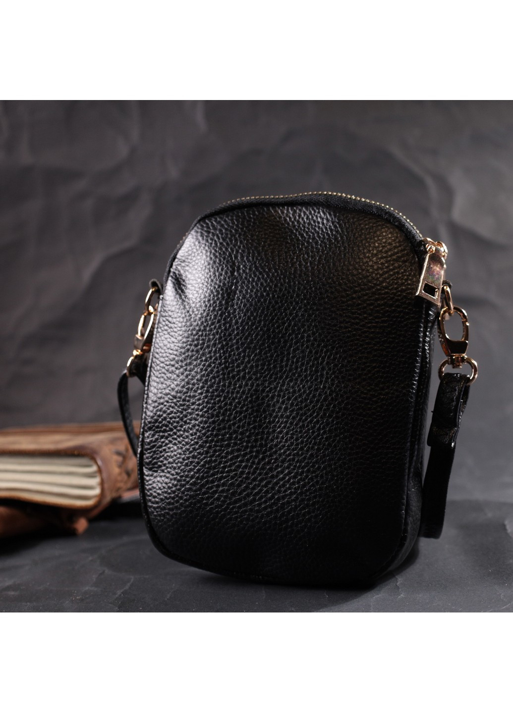 Небольшая сумка интересного формата из мягкой натуральной кожи 22338 Черная Vintage (276461839)