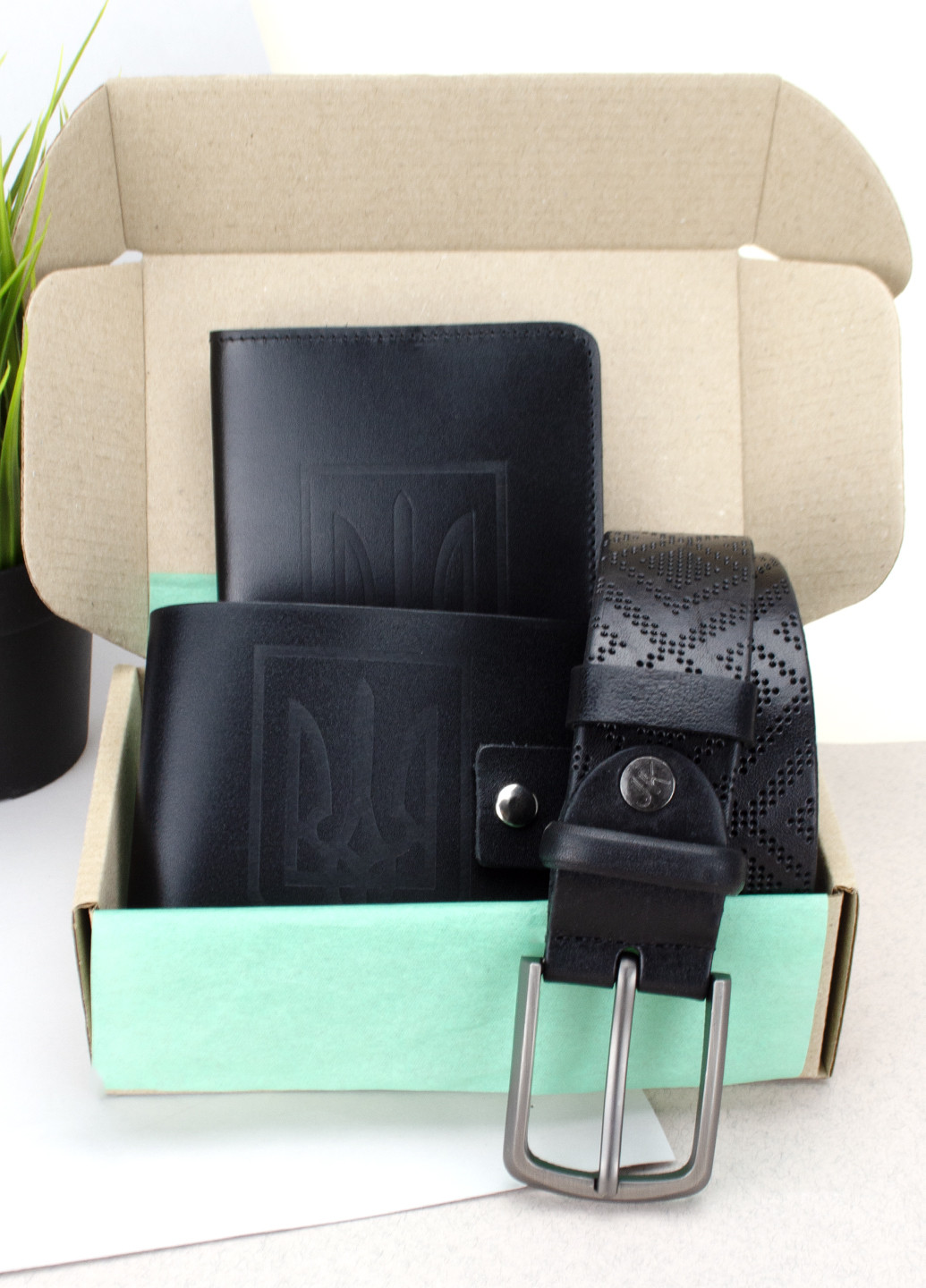Подарочный мужской набор №77: портмоне + ремень + обложка на паспорт (черный глянцевый) HandyCover (264032108)
