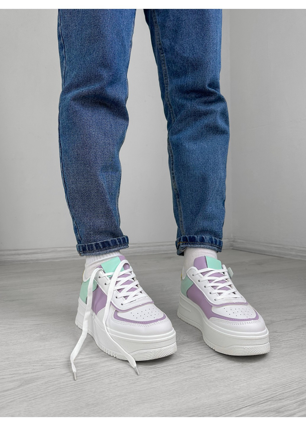 Белые демисезонные разноцветные кроссовки форс Stilli