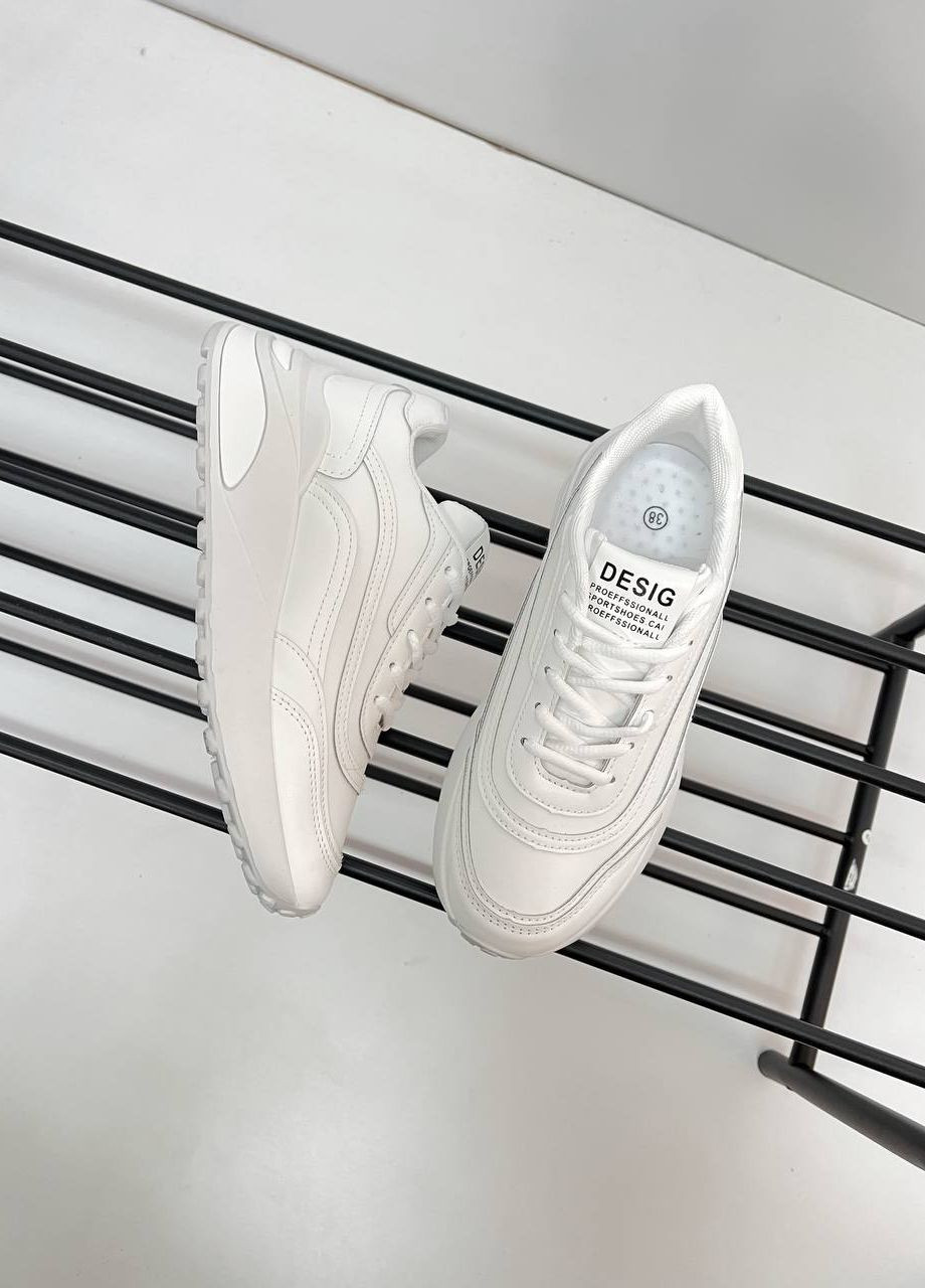 Білі осінні кросівки жіночі No Brand