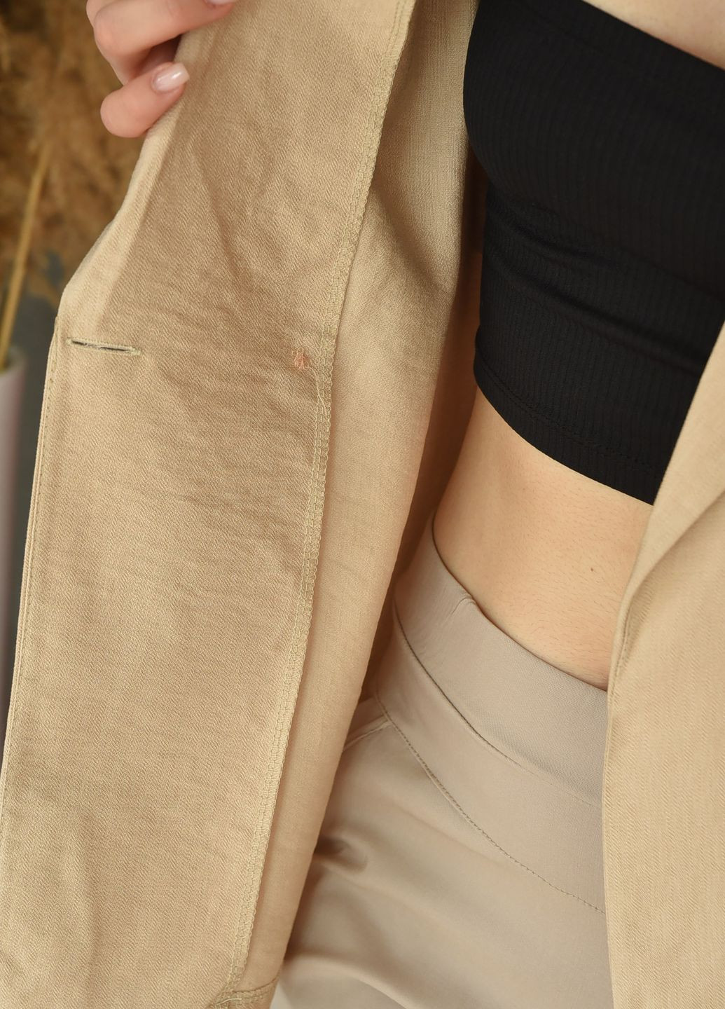 Бежевый женский пиджак женский бежевого цвета размер s Let's Shop однотонный - демисезонный