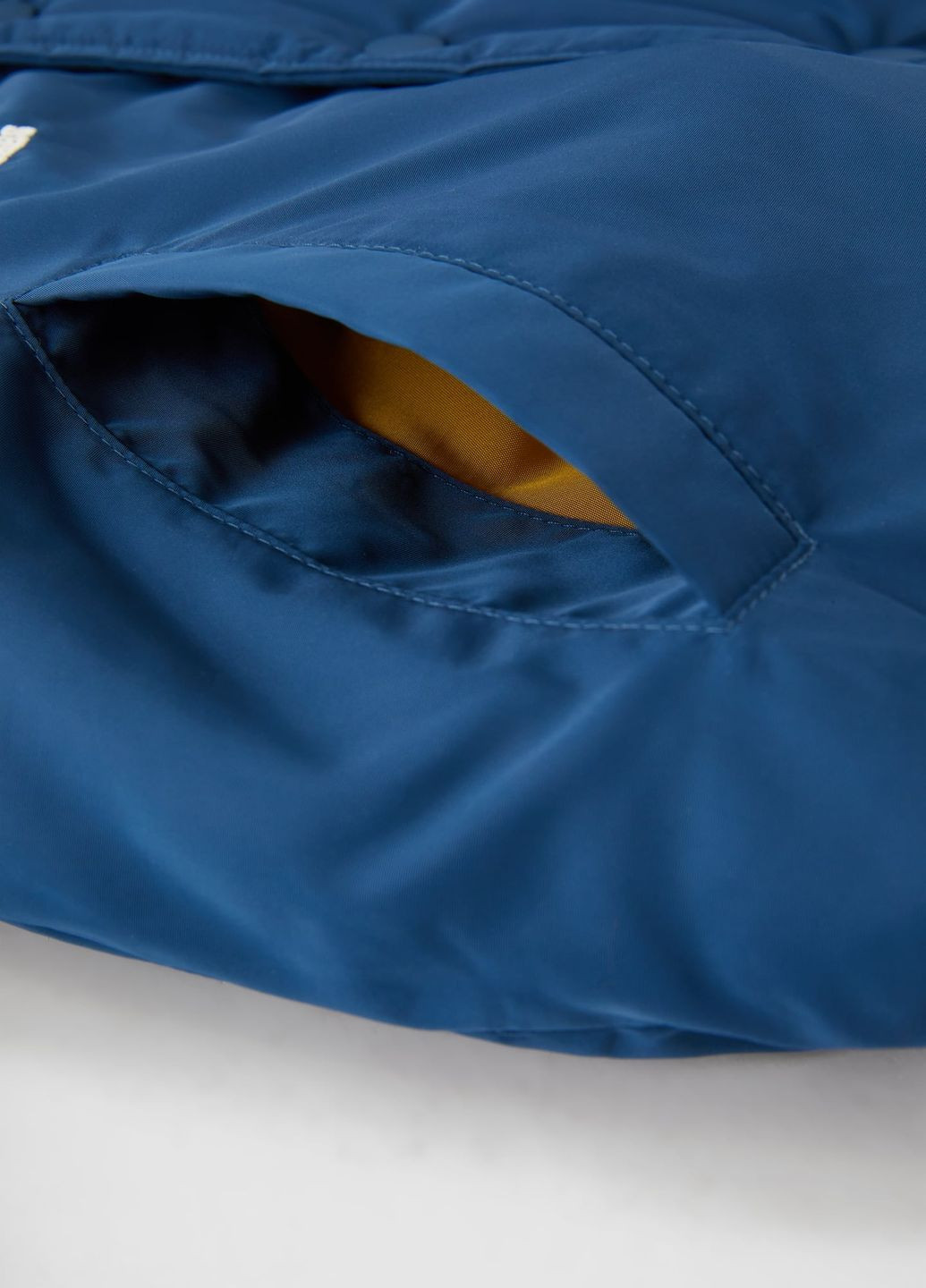 Синяя демисезонная куртка бомбер для мальчика красная 5644713600 Zara