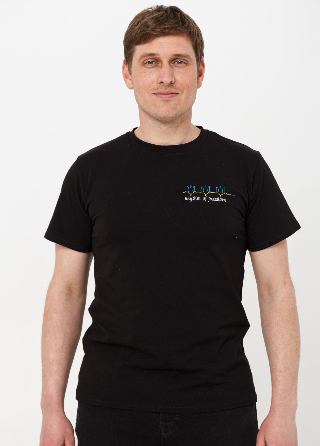 Черная мужская футболка c вишивкою "rhythm of freedom" с коротким рукавом Мальви