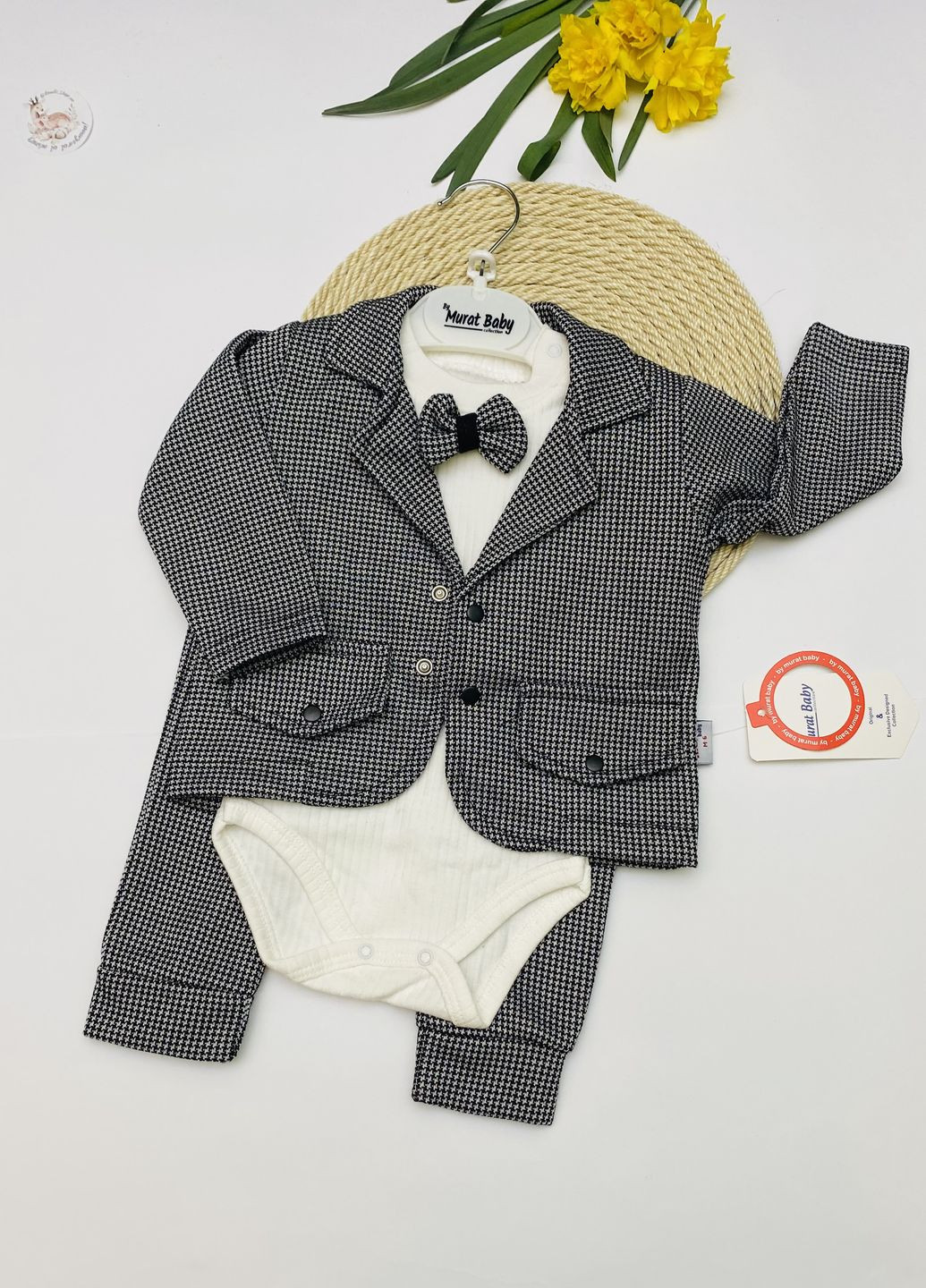 Серый демисезонный праздничный костюм для мальчика (пиджак+боди+штаны) тройка Murat baby