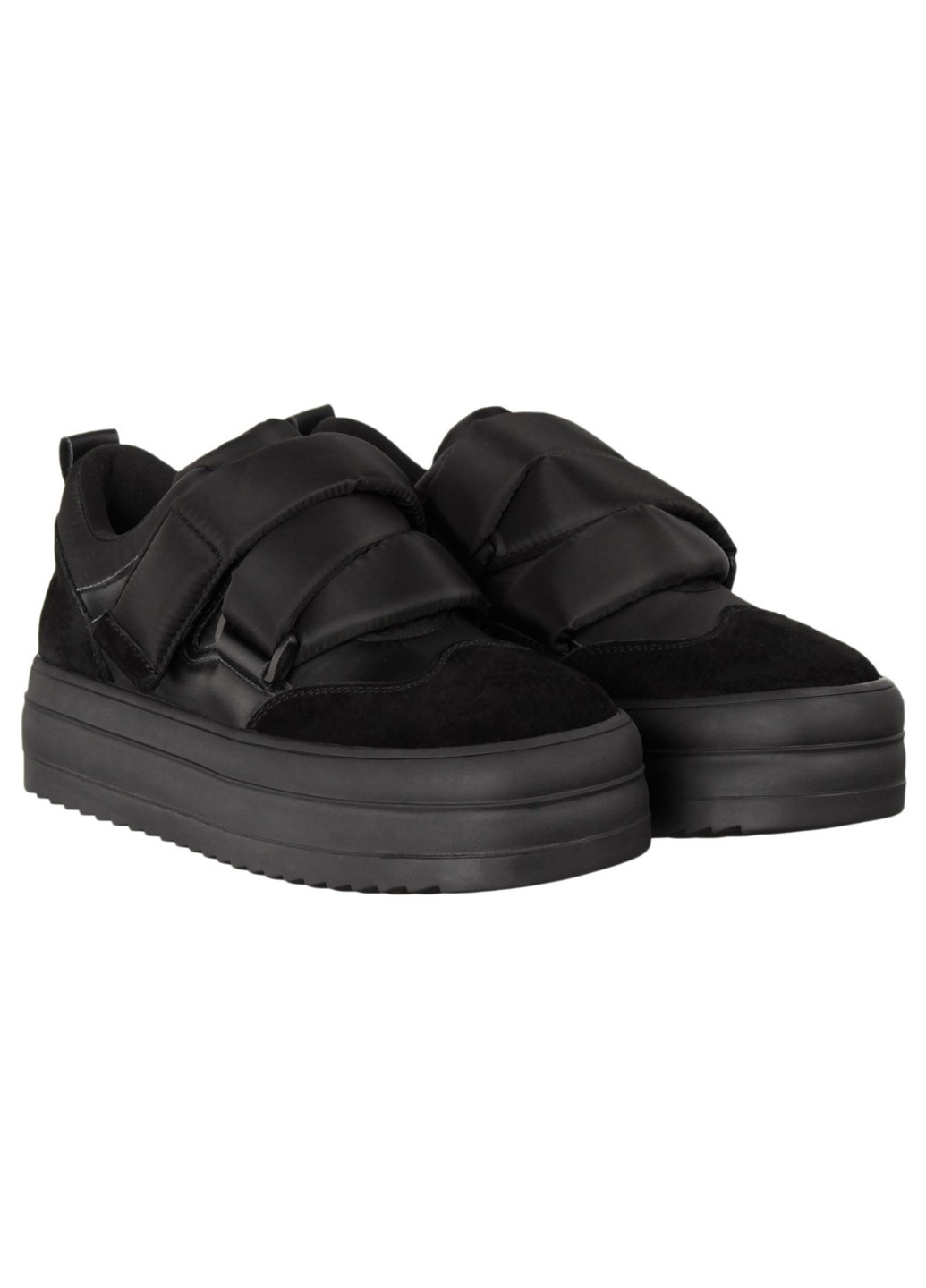 Черные демисезонные женские кроссовки 199433 Buts