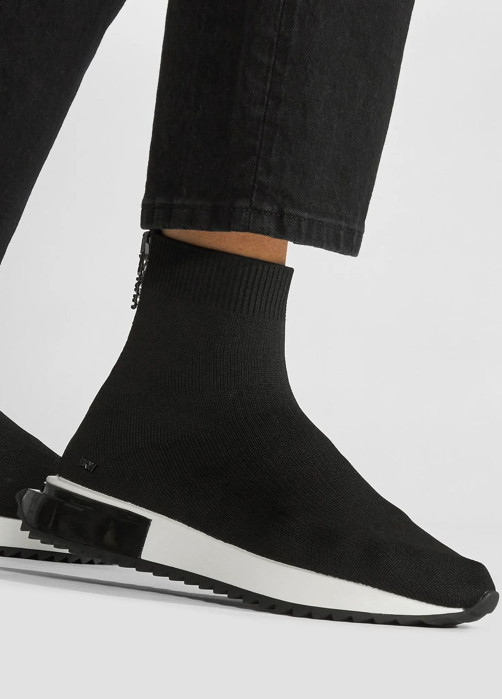 Чорні всесезонні кросівки sneak DKNY Promila-Sock