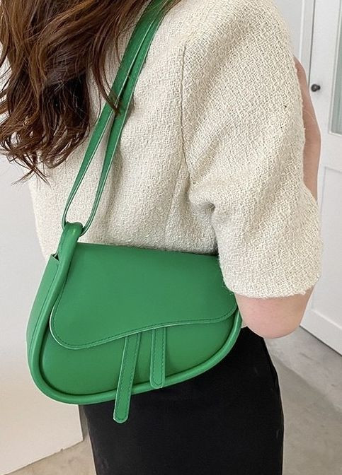 Жіноча класична сумка сідло 7048 крос-боді через плече зелена No Brand (276252272)