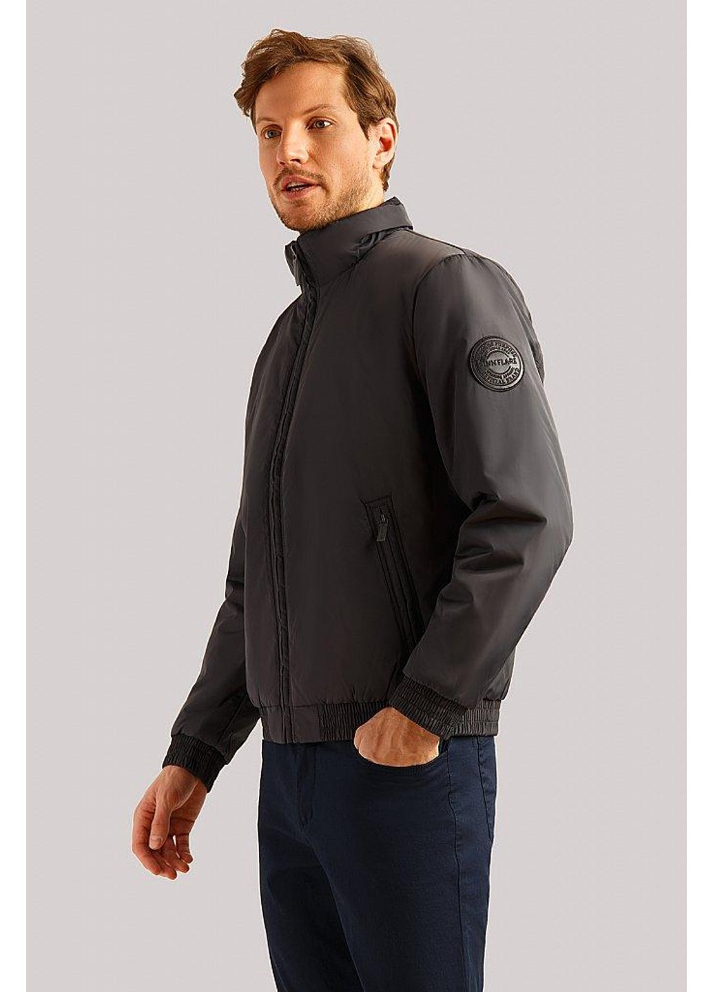 Серая демисезонная куртка b19-22000-202 Finn Flare