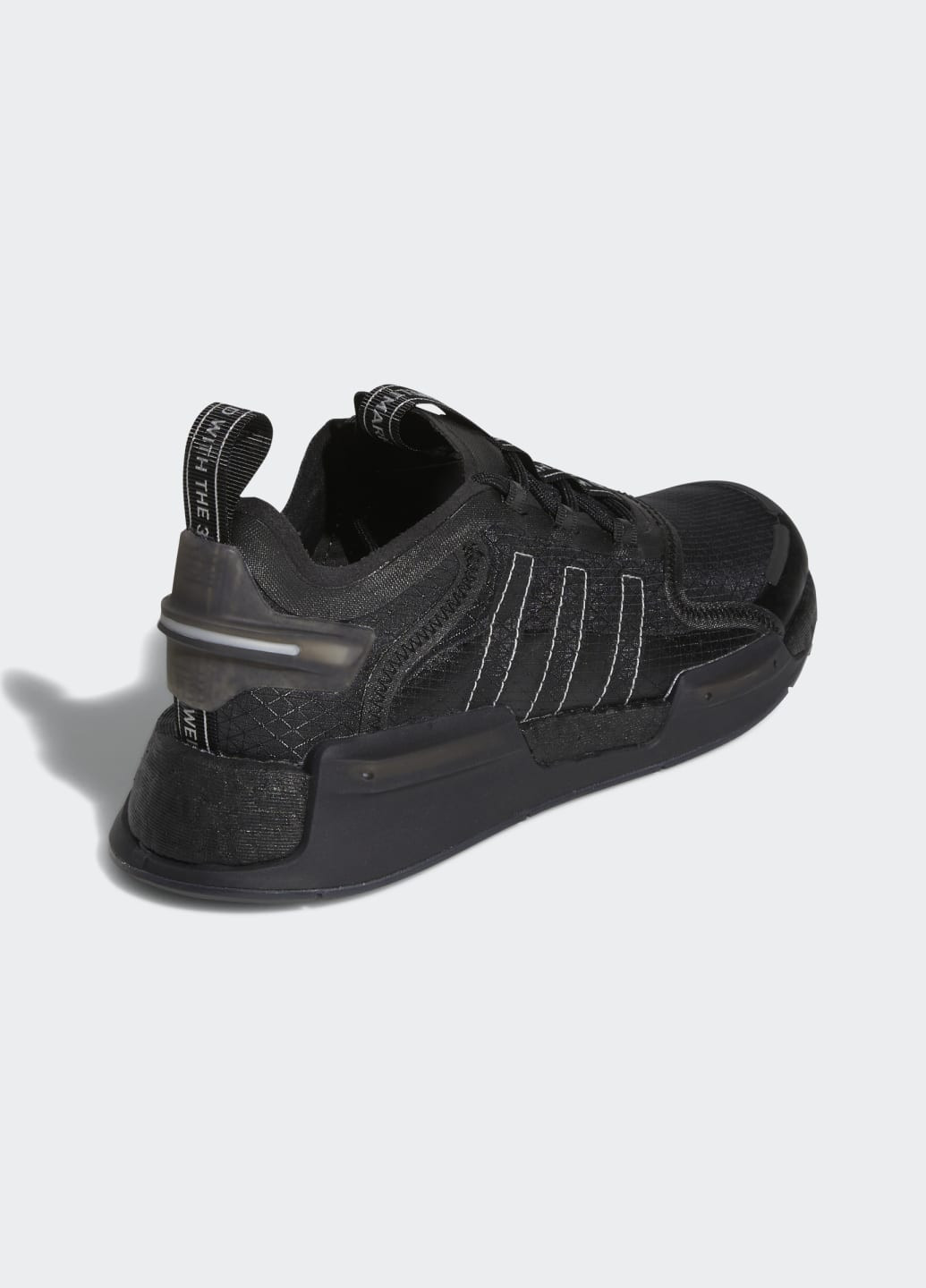 Черные всесезонные кроссовки nmd_v3 adidas