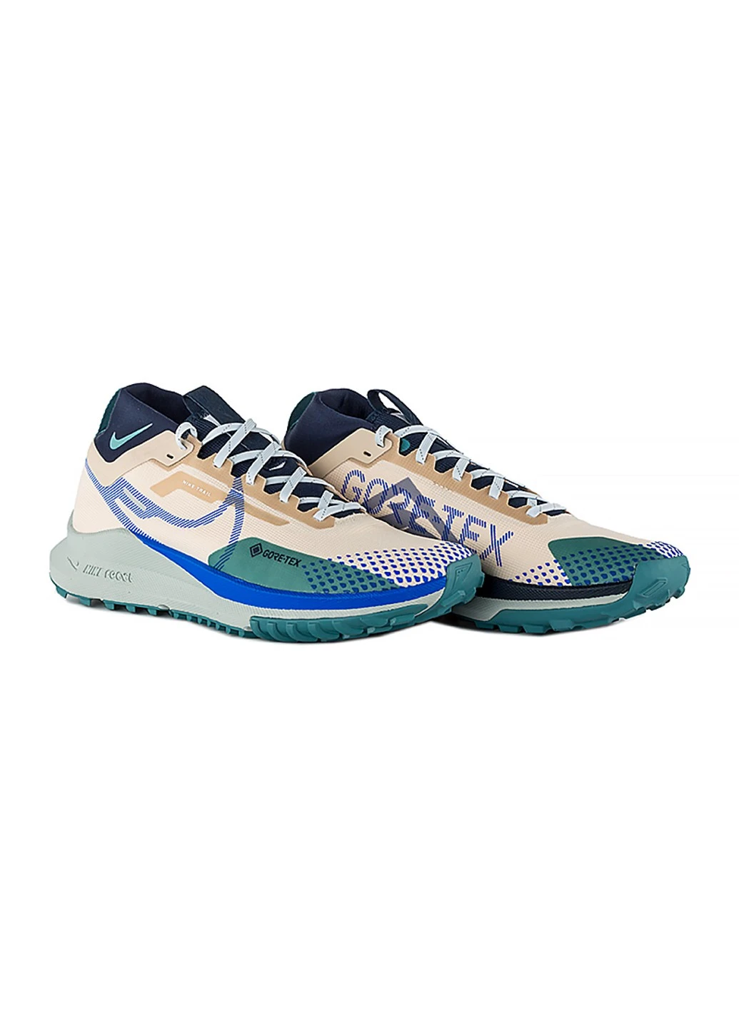 Белые демисезонные кроссовки react pegasus trail 4 gtx Nike