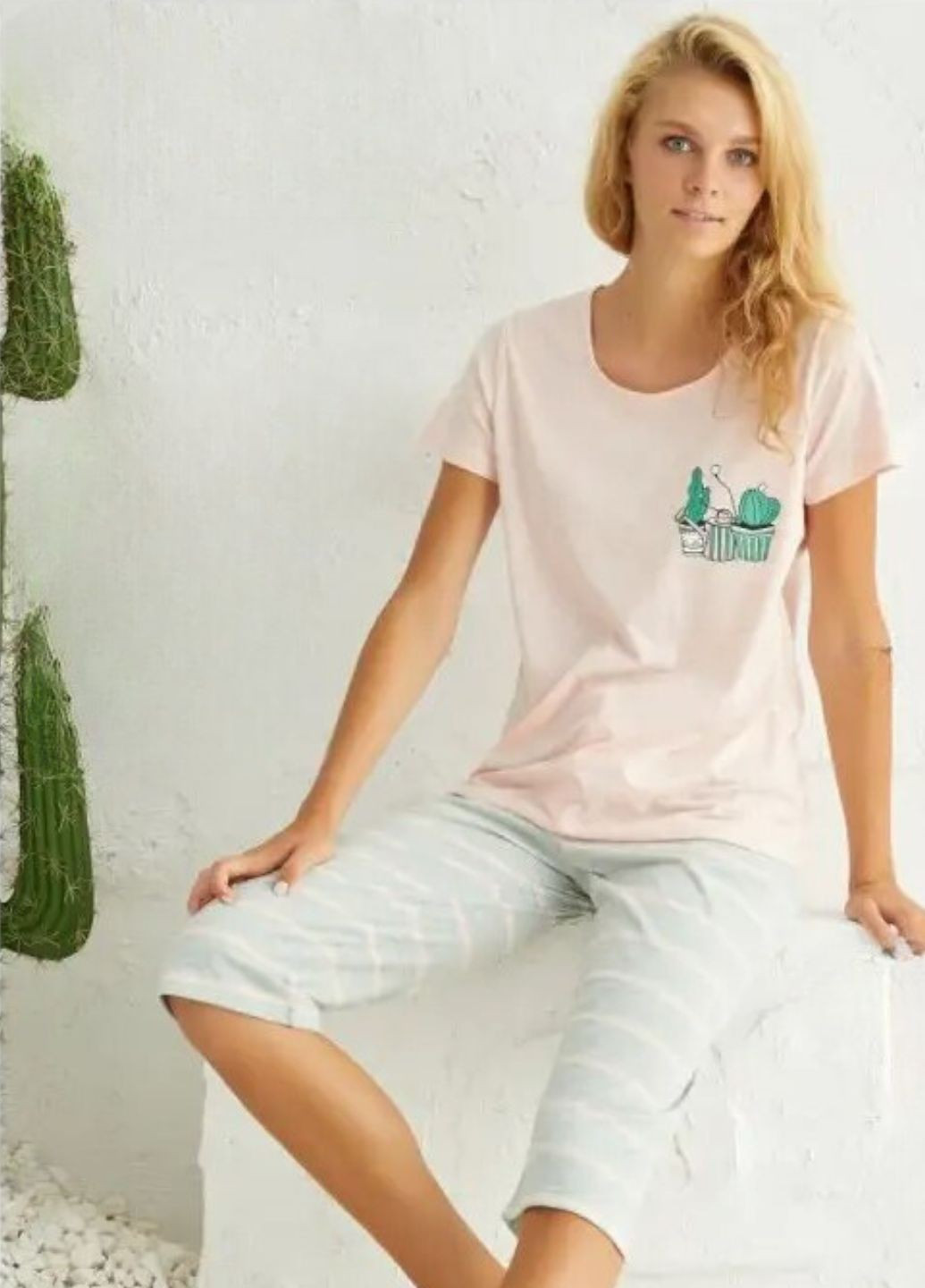 Жіноча піжама домашній костюм бріджі та футболка Зручна Sexen (261994641)