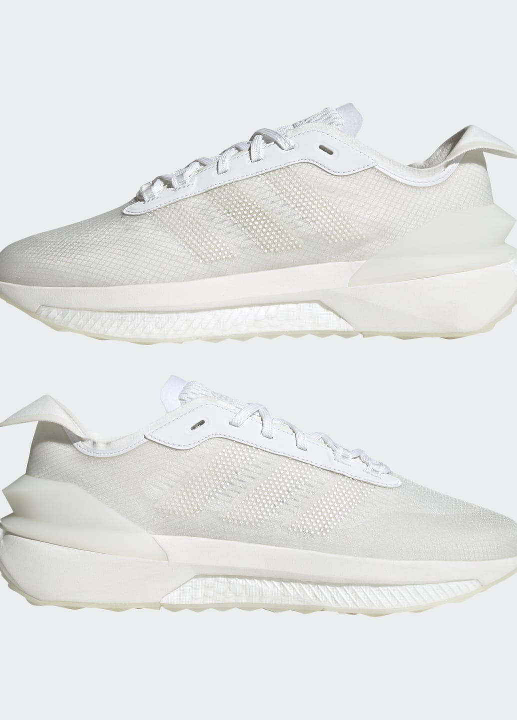 Білі всесезонні кросівки avryn adidas