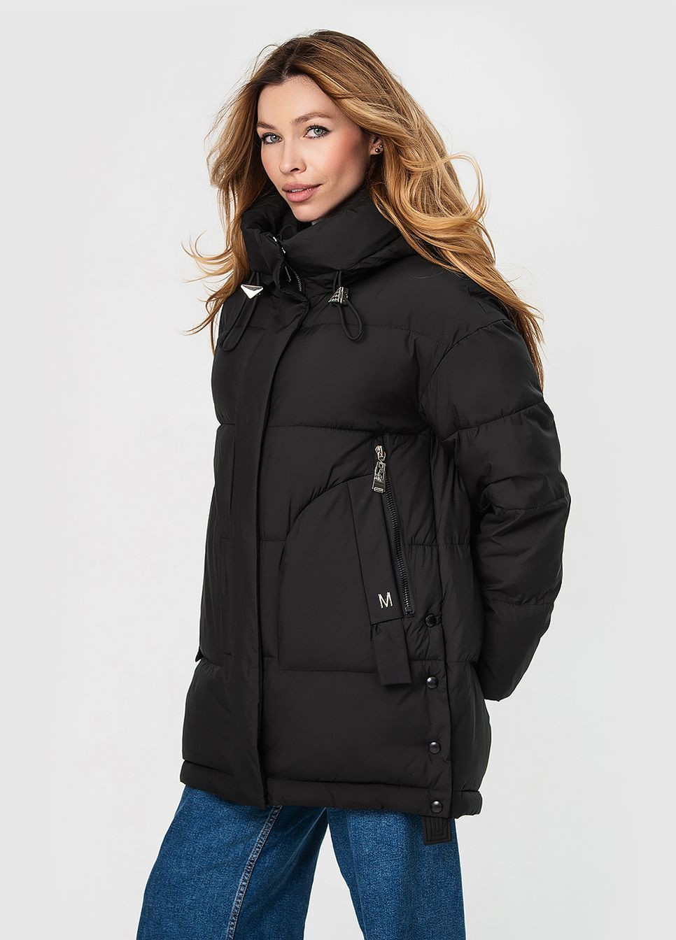 Чорна зимня куртка з капюшоном модель Visdeer 3168
