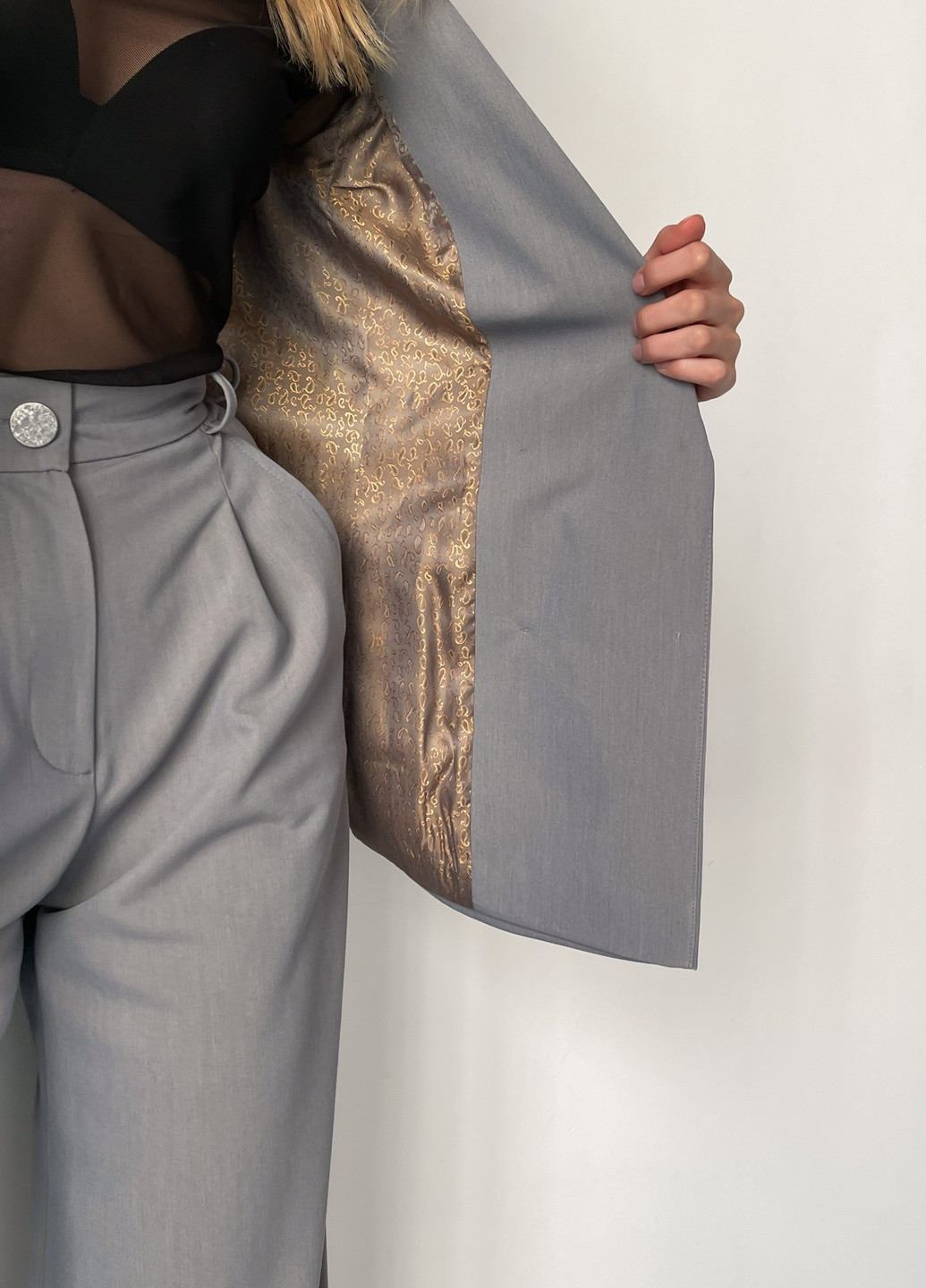 Костюм жакет вільного крою та максі брюки палаццо сіро-блакитний MORANDI (257597666)