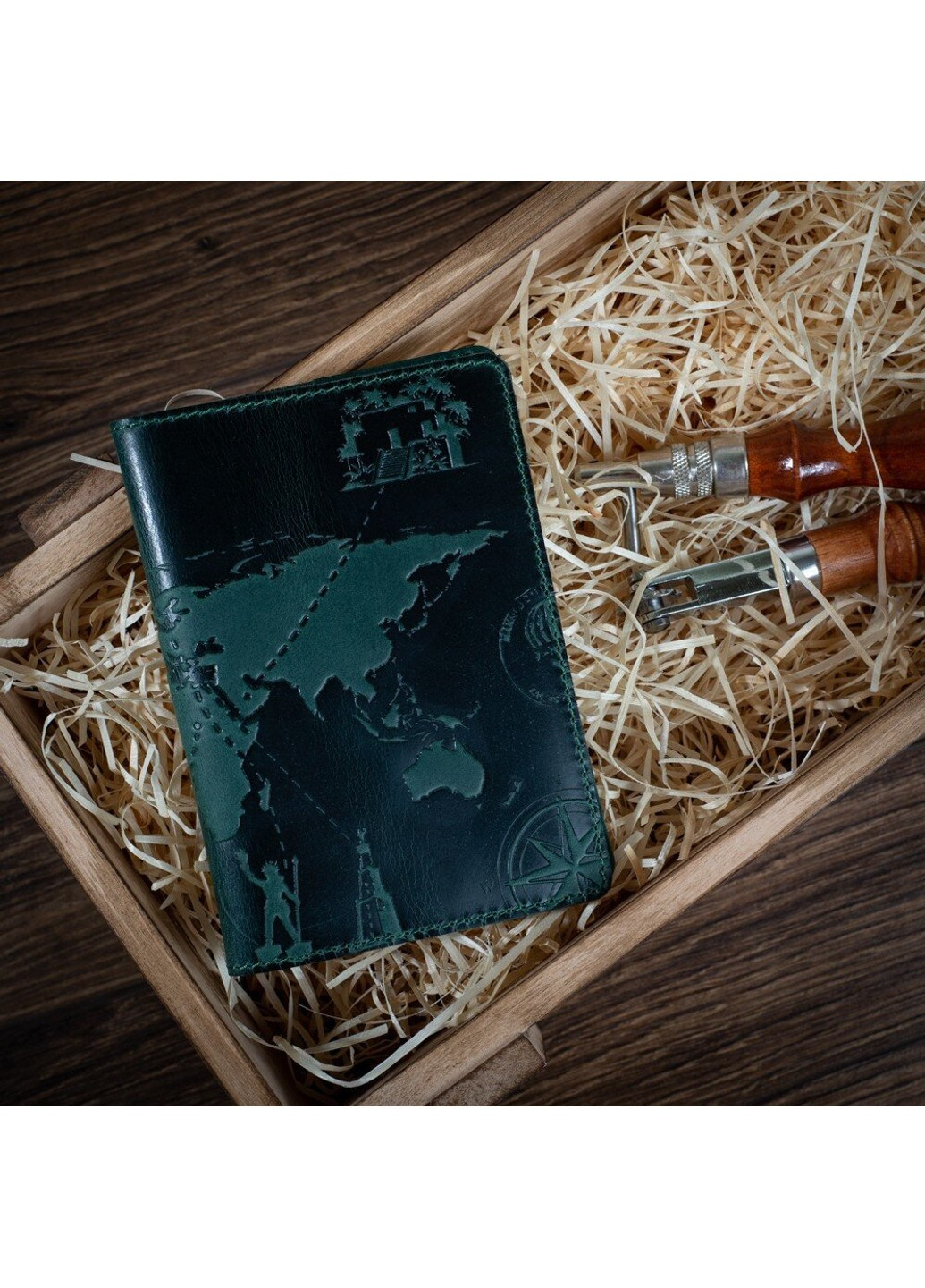 Кожаная обложка на паспорт HiArt PC-01 Shabby Cumaru 7 wonders of the world Рыжий Hi Art (268371651)