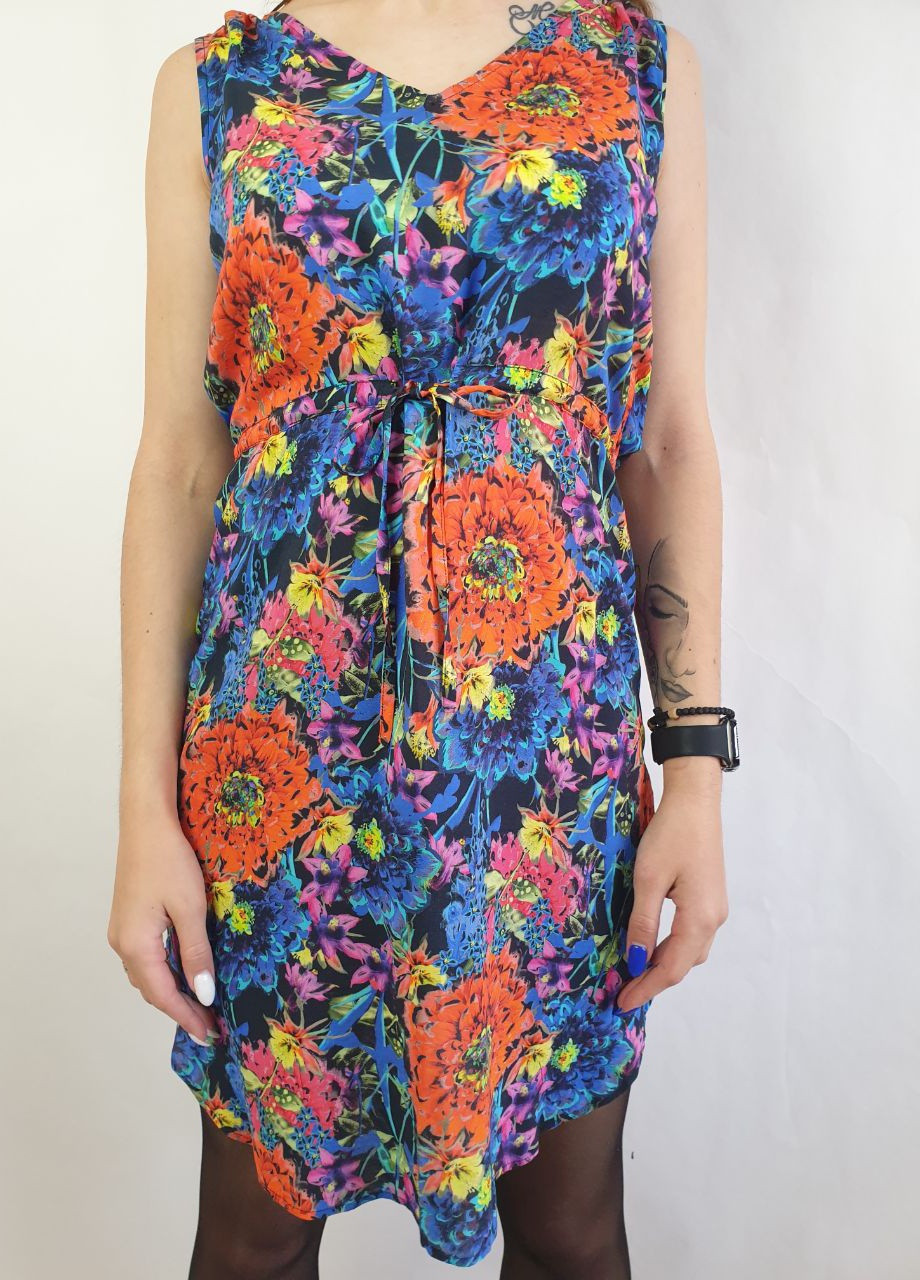 Комбинированное кэжуал платье Naf Naf с цветочным принтом