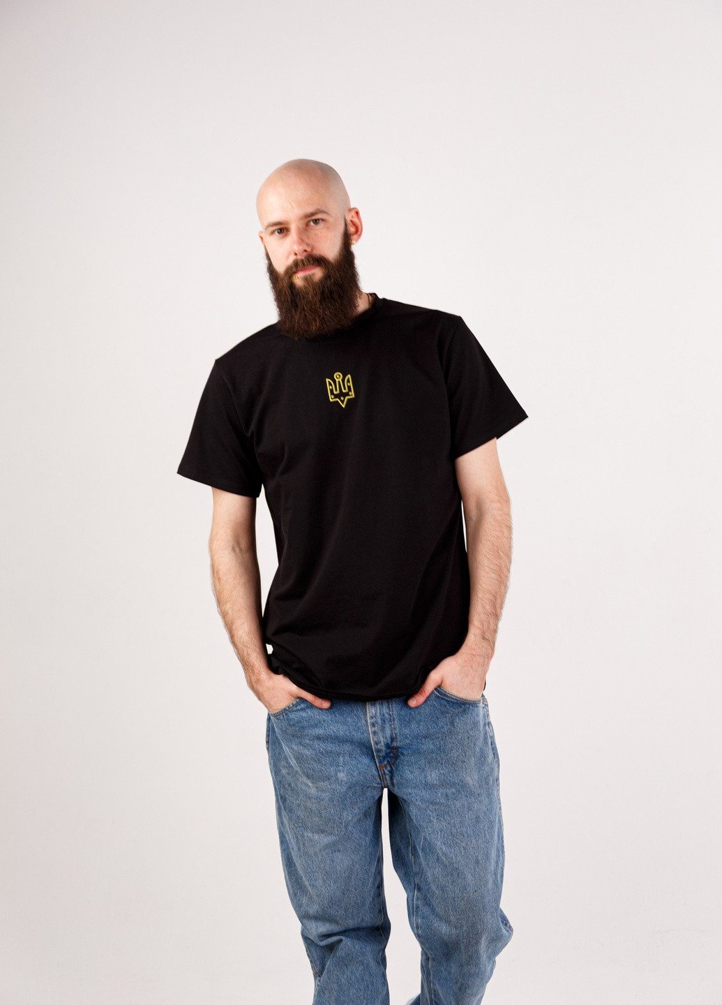 Черная мужская футболка c вышивкой "тризуб ярослава мудрого" с коротким рукавом Мальви