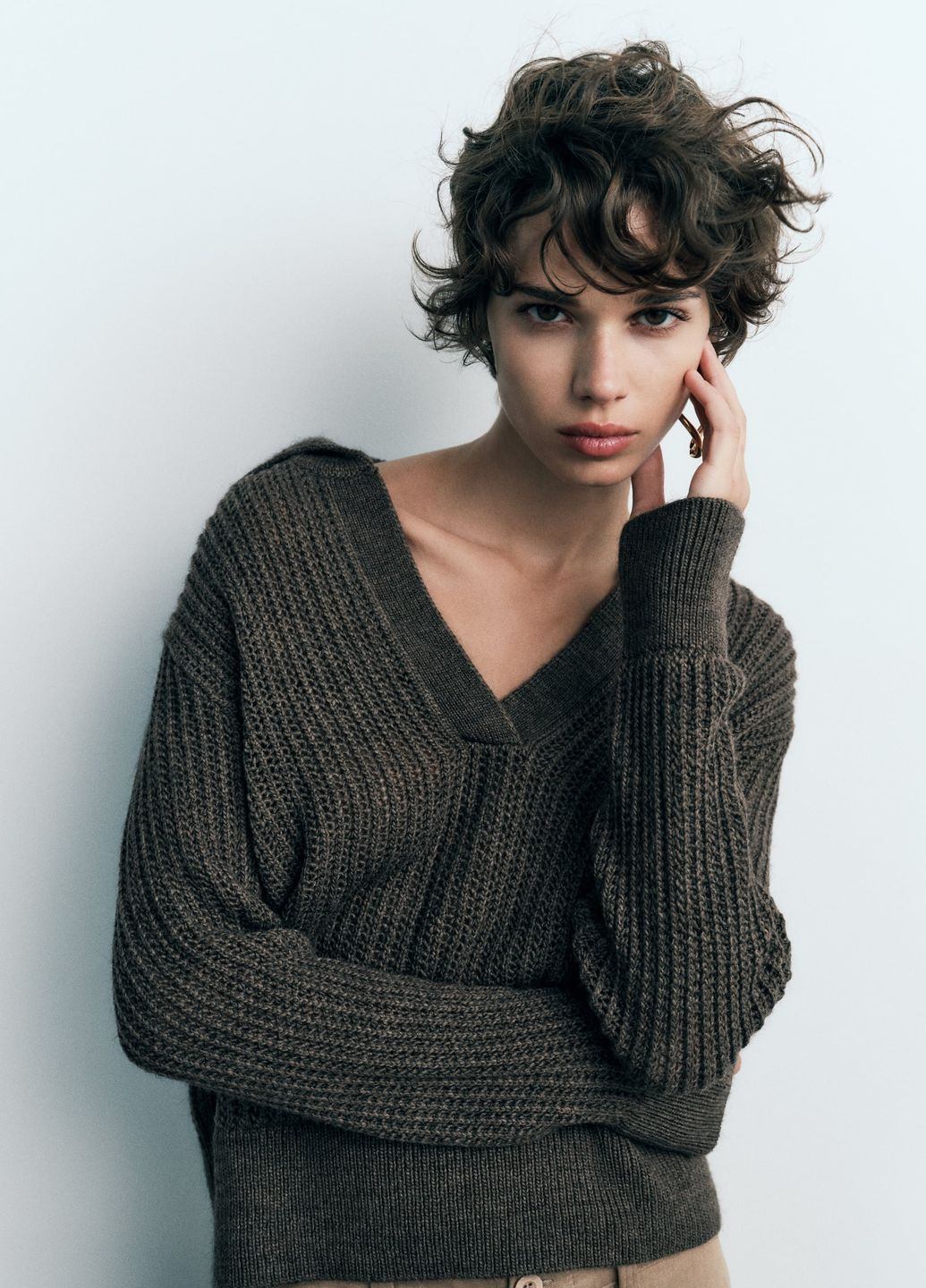 Оливковый (хаки) демисезонный ажурный трикотажный светр поло Zara