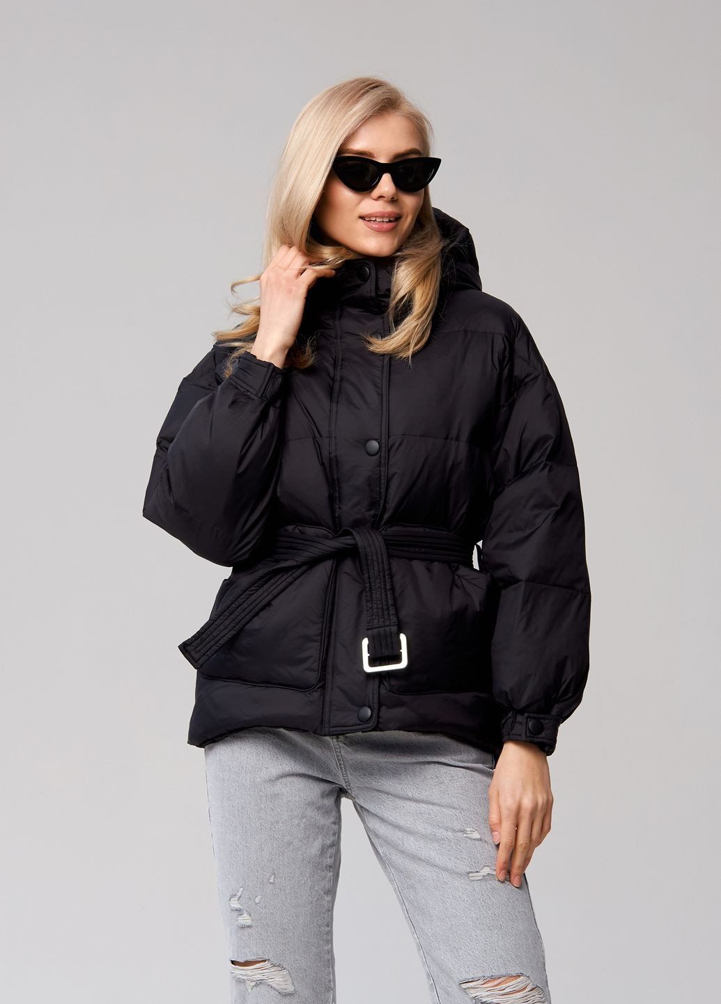 Чорна демісезонна куртка пухова oversize -wear модель Viva 2302