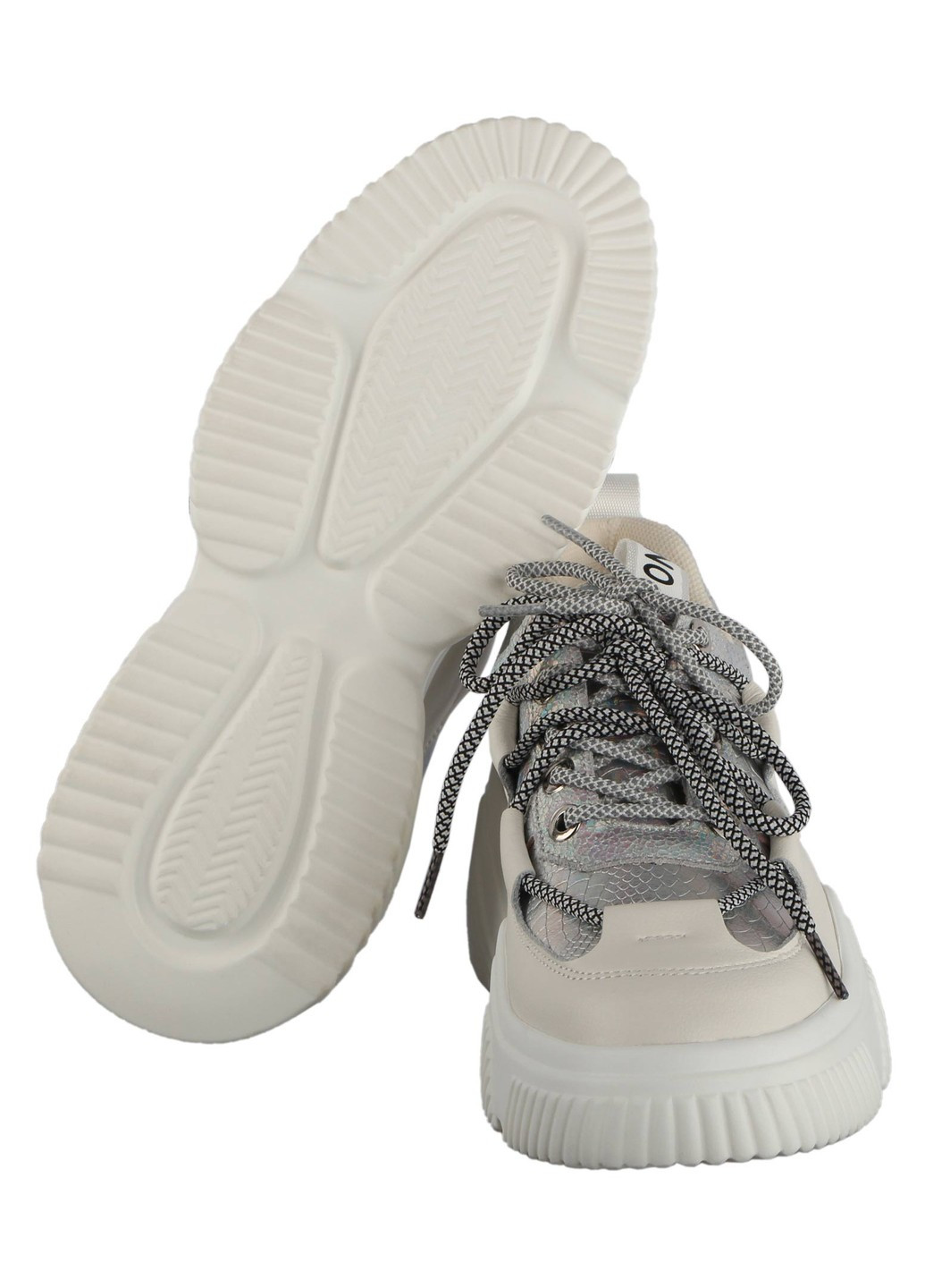 Белые демисезонные женские кроссовки 195704 Lifexpert