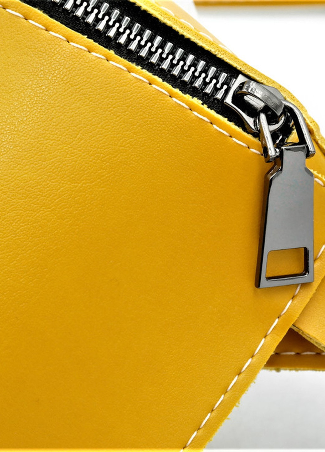 Женская сумка на пояс бананка цвет золотой 295552 New Trend (259161362)