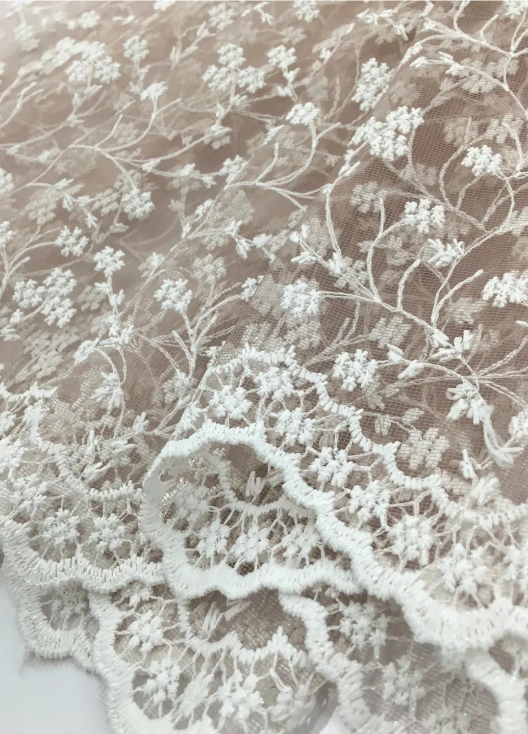 Готовый тюль фатин с вышивкой, градиент бежевый, ширина 250 см, высота 270 см No Brand (259215334)