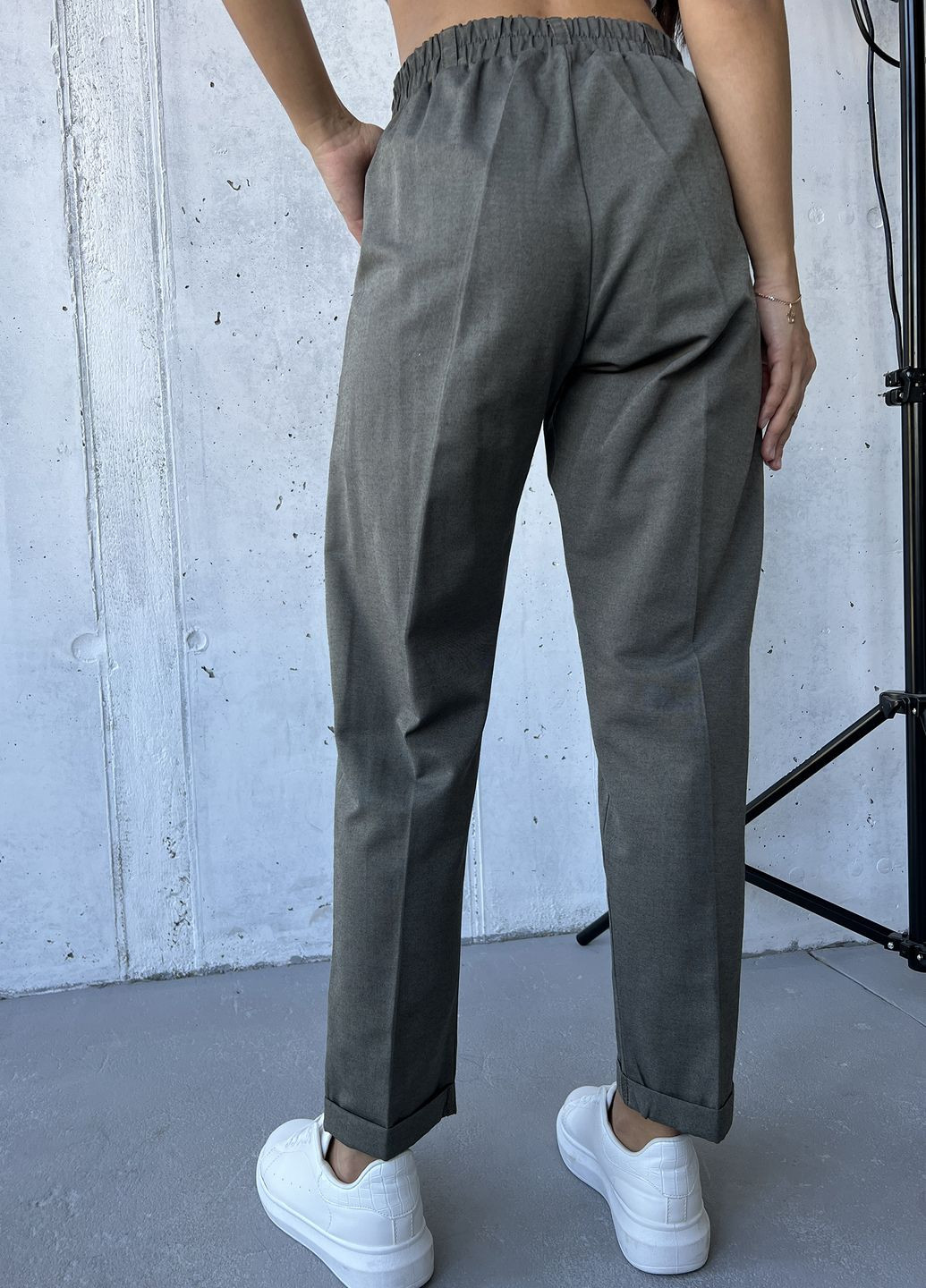 Стильні жіночні брюки джоггери INNOE брюки (263517484)