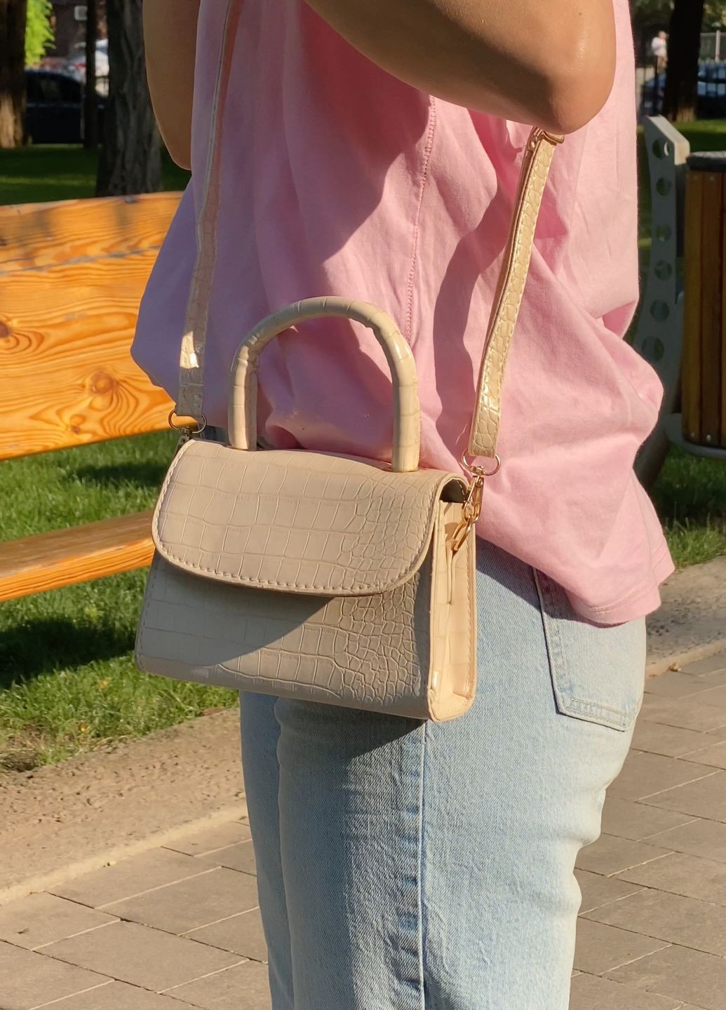 Женская сумка кросс-боди рептилия бежевая No Brand (268136496)