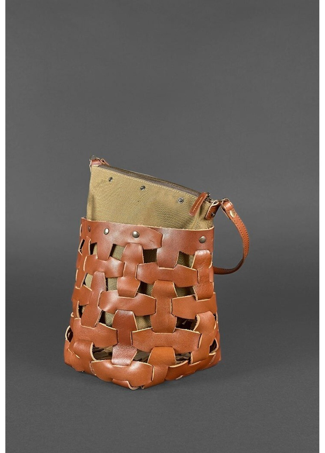 Плетеная сумка из натуральной кожи Пазл M светло-коричневая Krast BN-BAG-32-K BlankNote (277977887)
