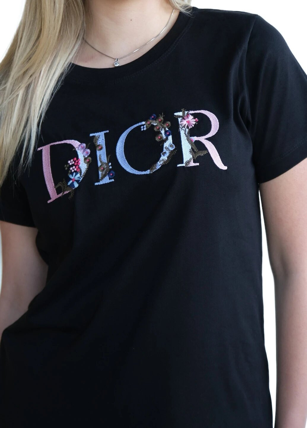 Черная летняя футболка женская с коротким рукавом Dior