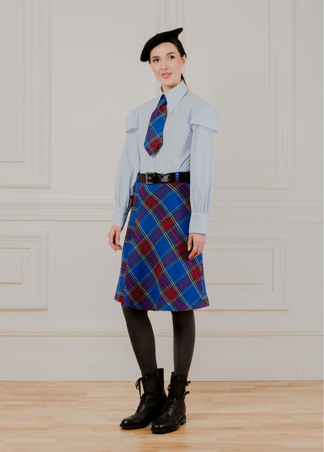 Синяя офисная, повседневная, кэжуал шерстяная юбка в клетку бет Dolcedonna клешированная