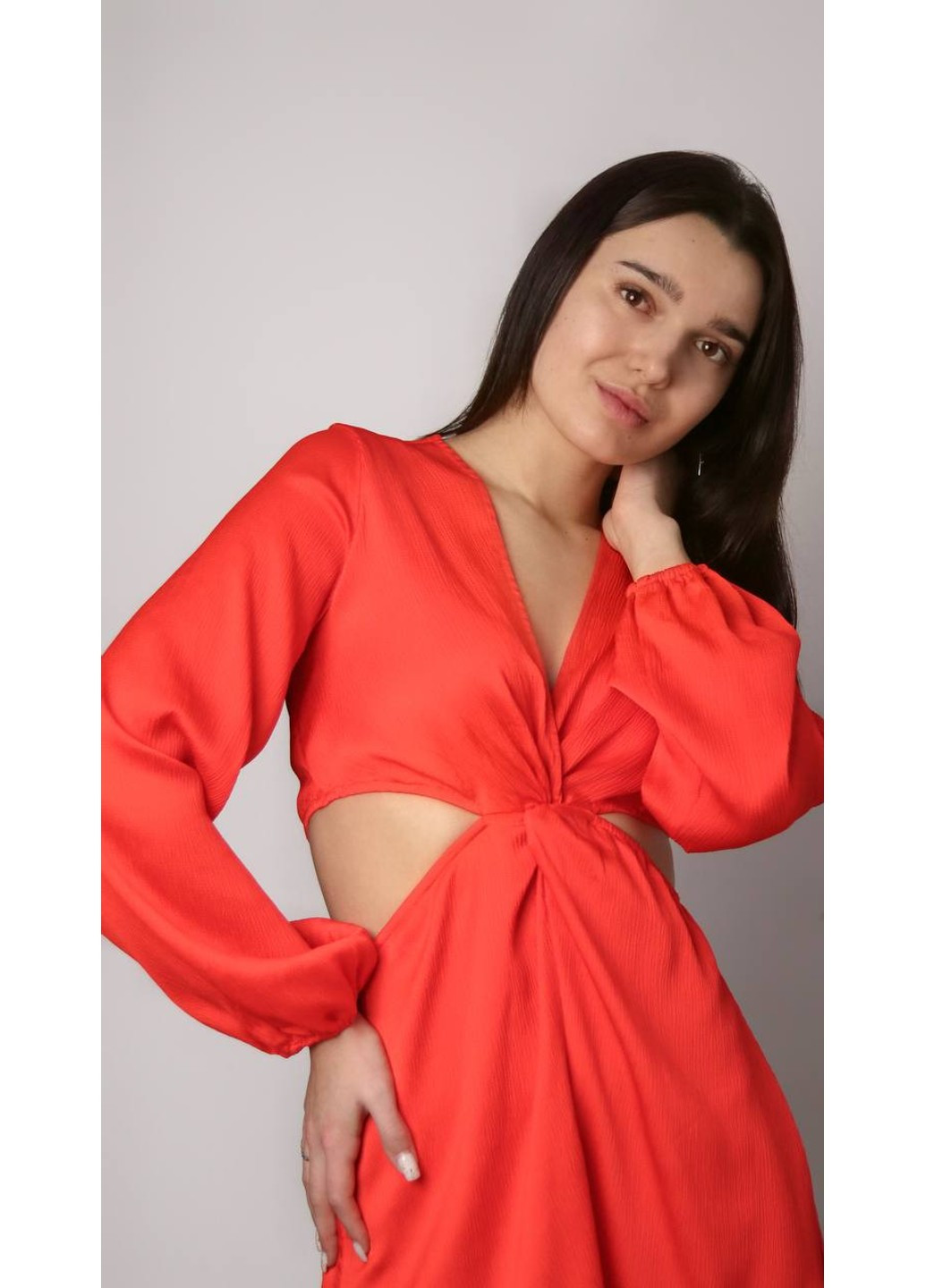 Красное праздничный женское платье с разрезами на талии (55715) 34 красное H&M