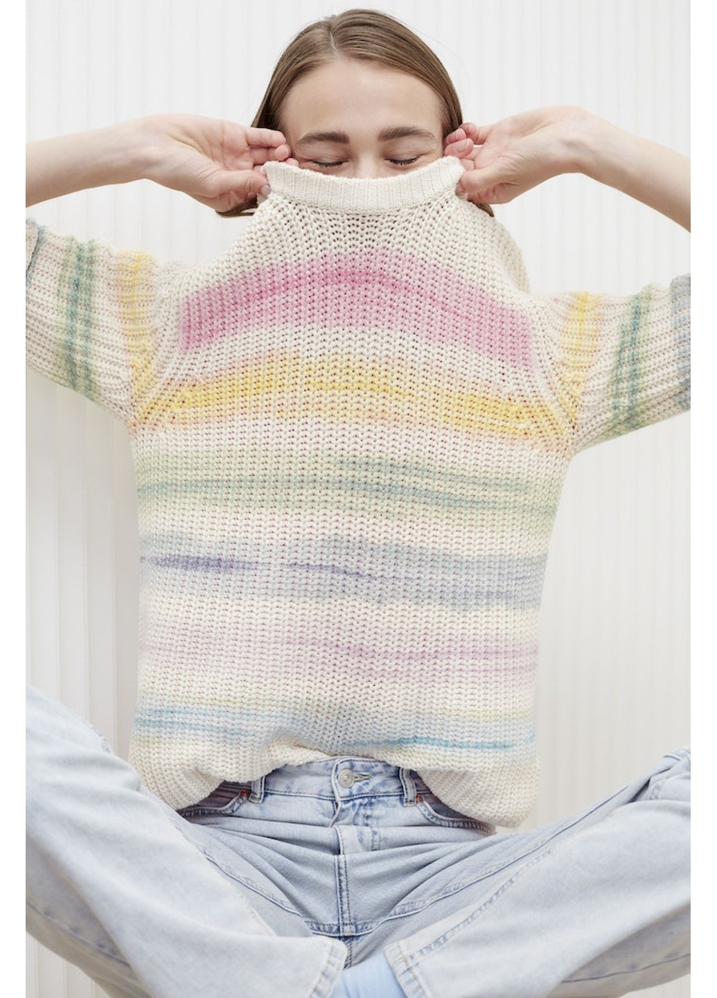 Комбінований демісезонний светр жіночий різнокольоровий джемпер Oui
