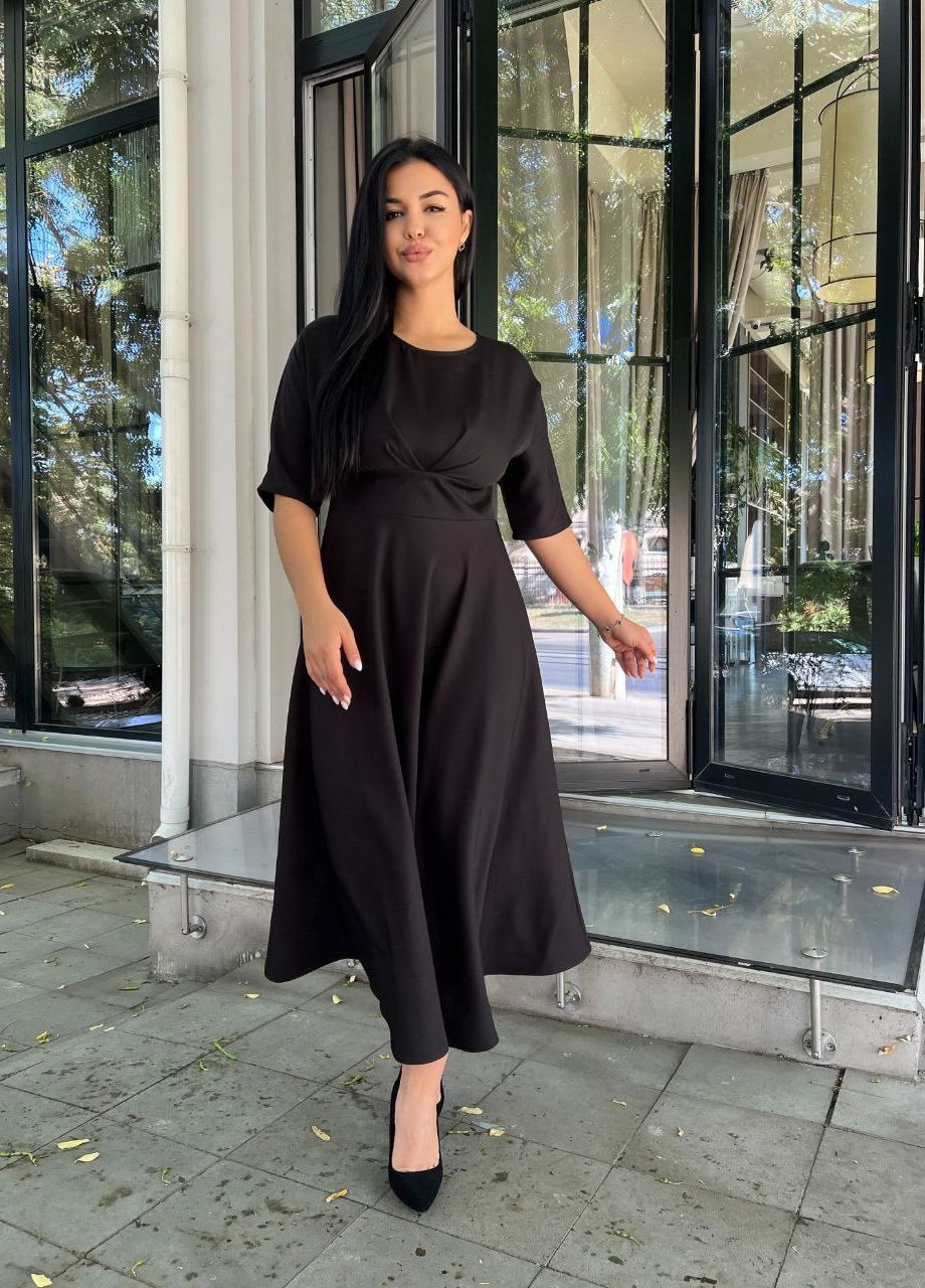 Черное женское платье миди из креп-костюмки цвет черный р.48 444639 New Trend