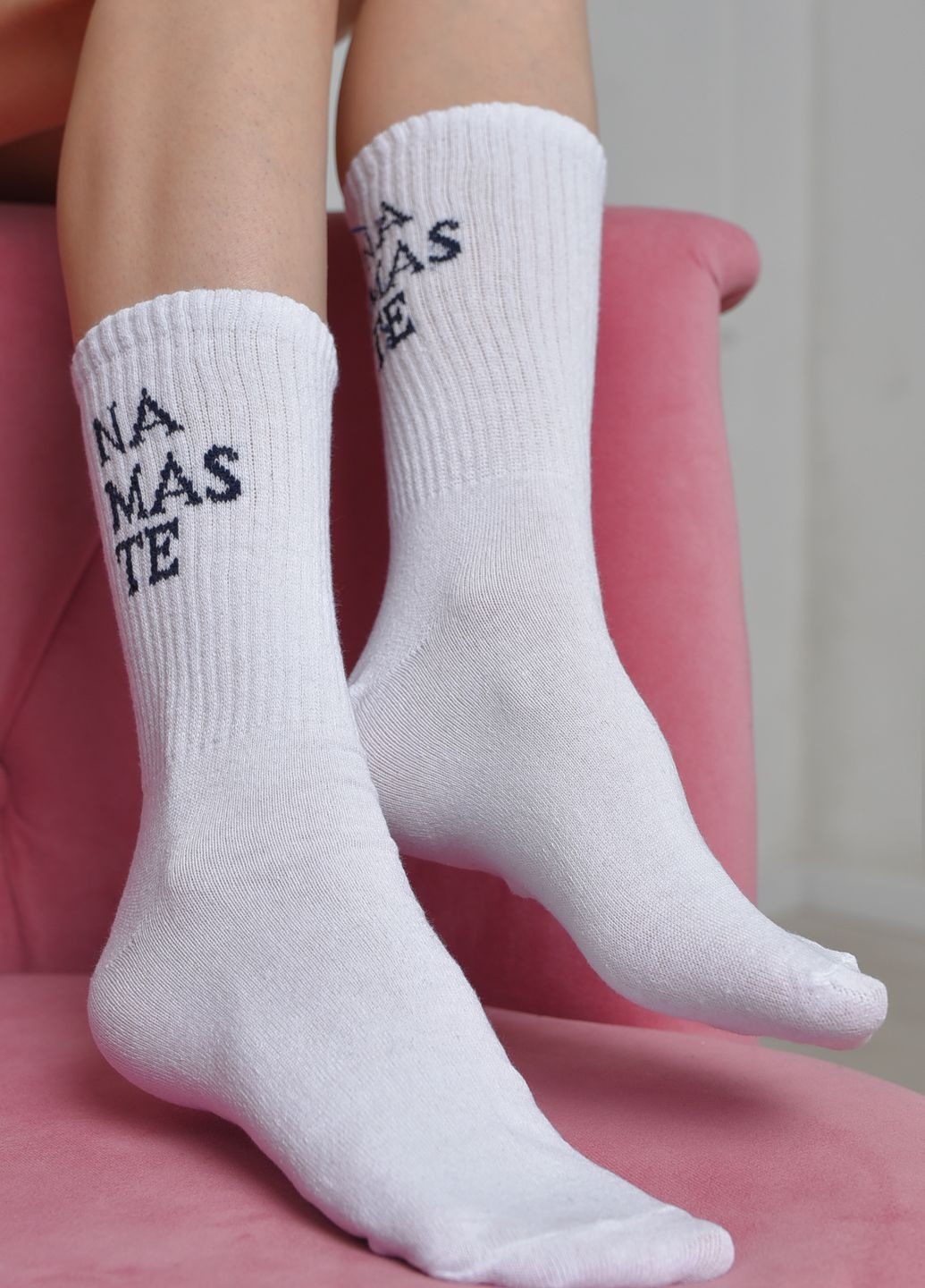 Шкарпетки жіночі високі білого кольору розмір 36-40 Let's Shop (273176766)