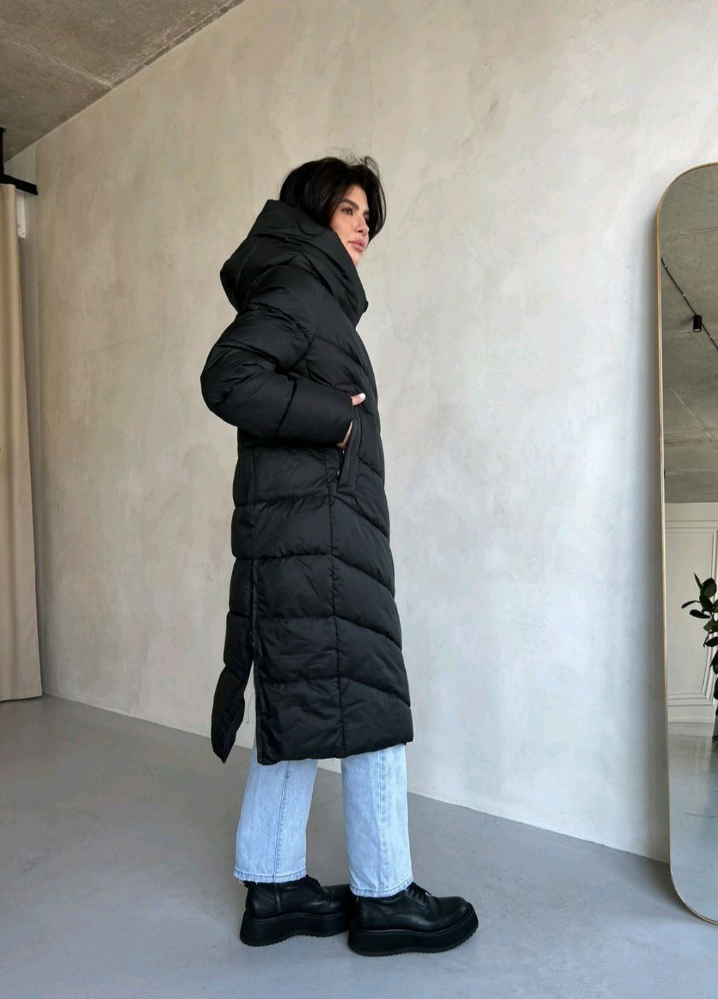 Черная зимняя зимняя женская куртка теплая длинная RUKAV пряма