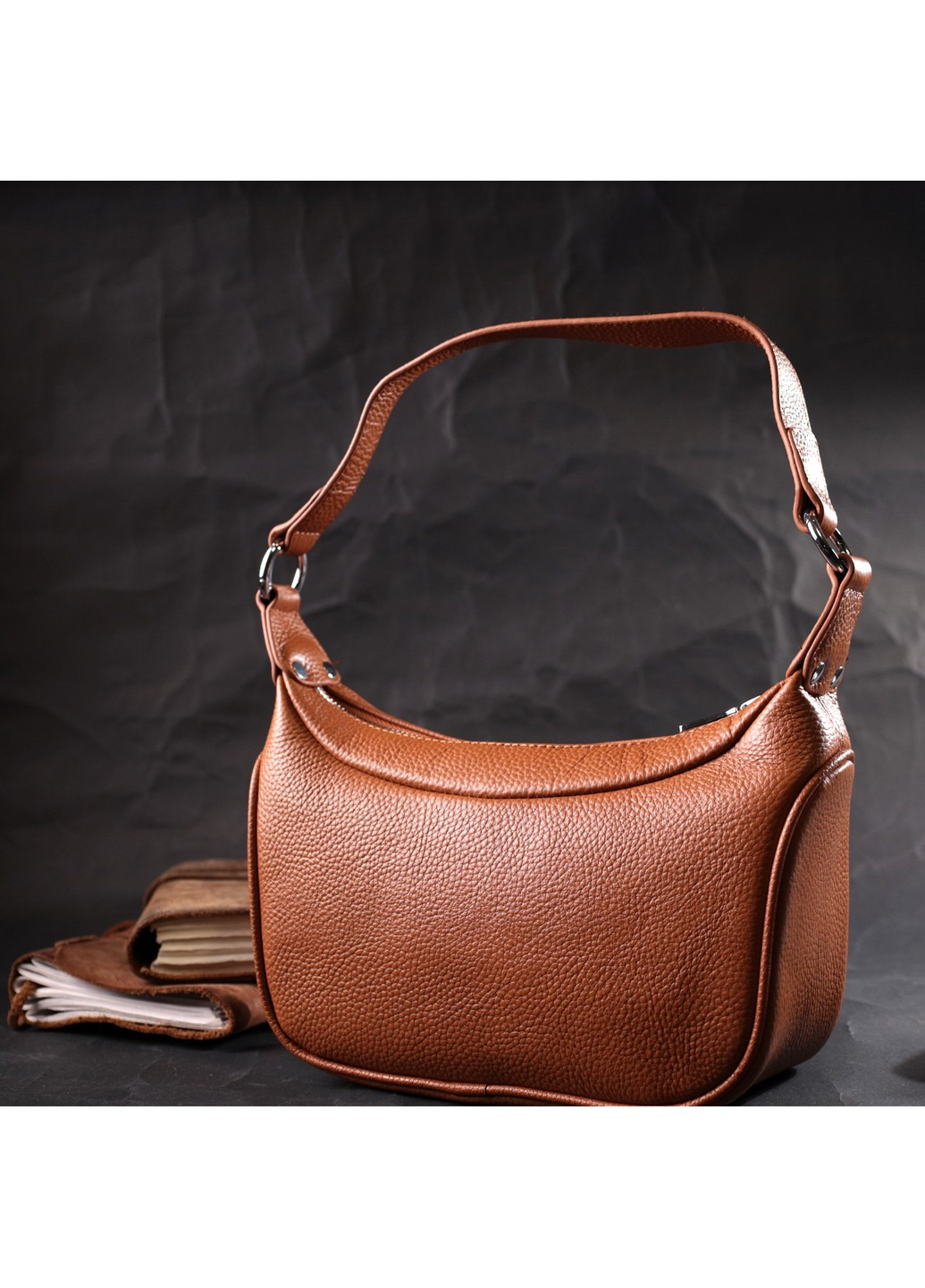 Женская сумка полукруглого формата с одной ручкой из натуральной кожи 22413 Коричневая Vintage (276457635)