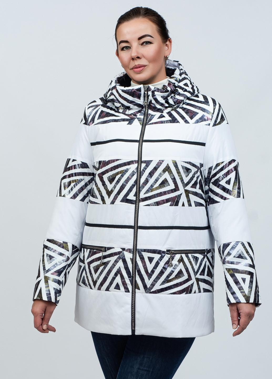 Біла демісезонна куртка жіноча осінь-весна великого розміру SK