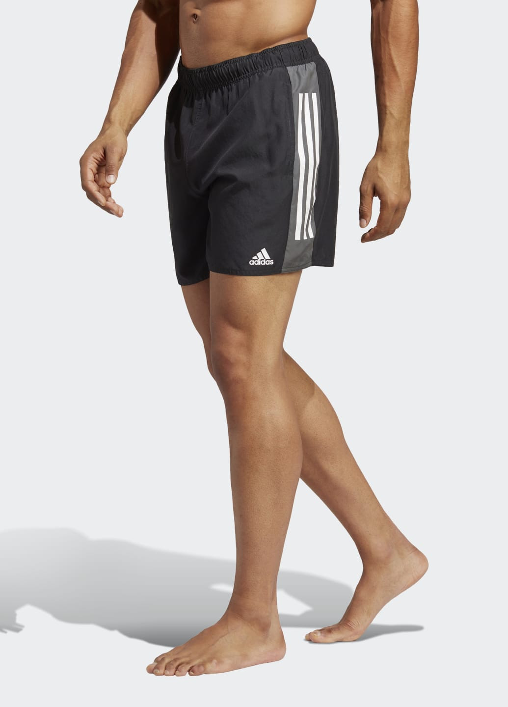 Мужские черные спортивные шорты для плавания short length colorblock 3-stripes adidas