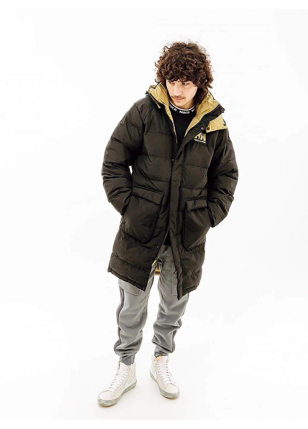 Чорна зимня парка yu reversible coat Helly Hansen