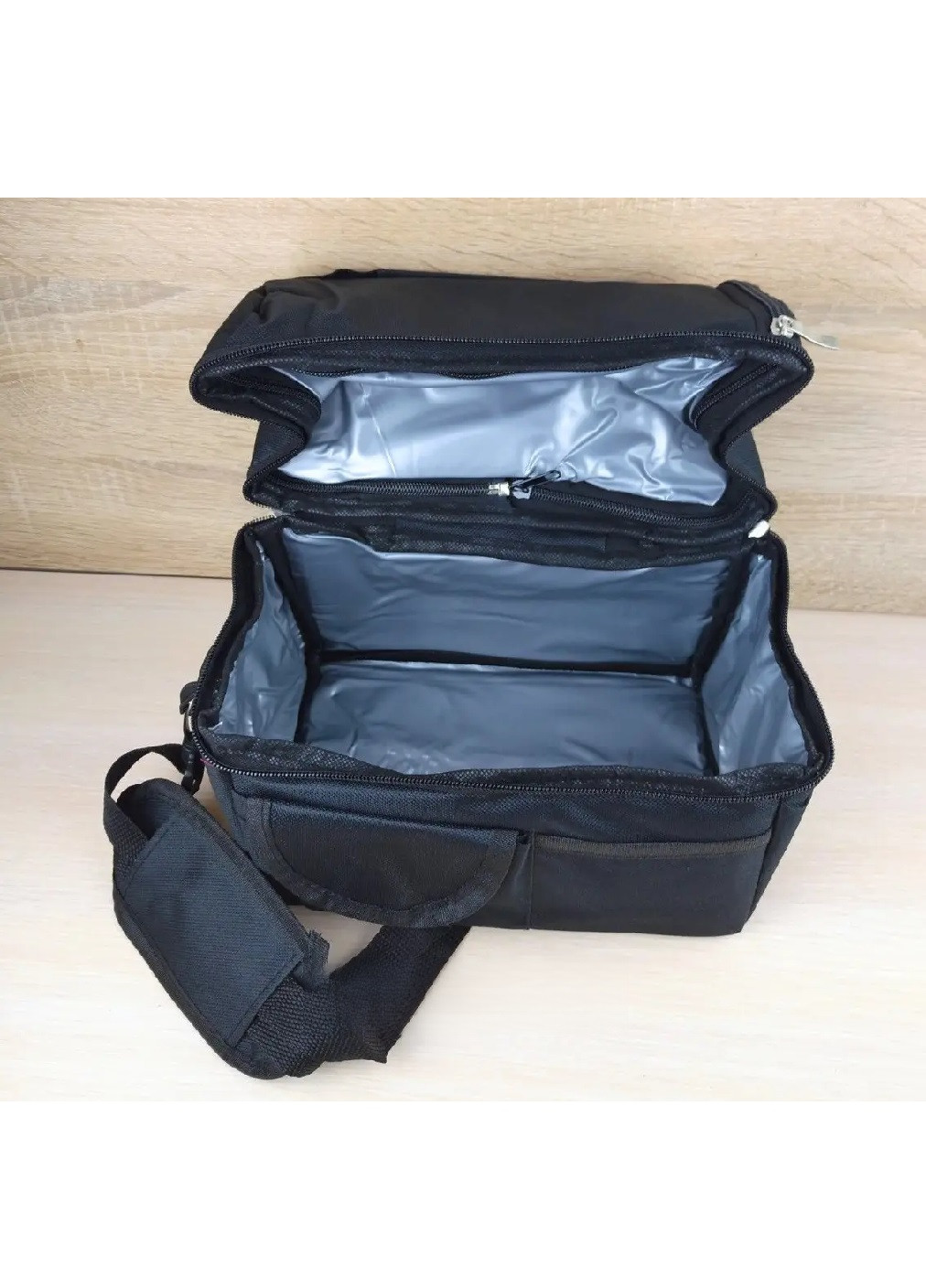 Термосумка термоизоляционная сумка компактная вместительная на молнии два термоотдела 25х24х16 см (475107-Prob) Черная Unbranded (262083043)