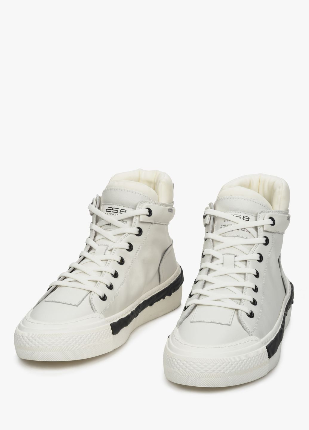 Белые ботинки ES8