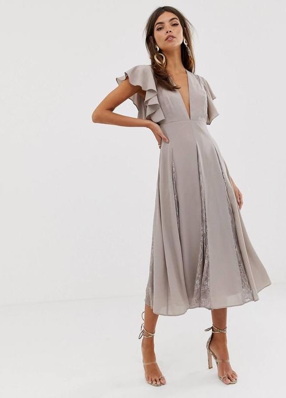 Сіро-бежева святковий, коктейльна, вечірня сукня міді з мереживними вставками Asos