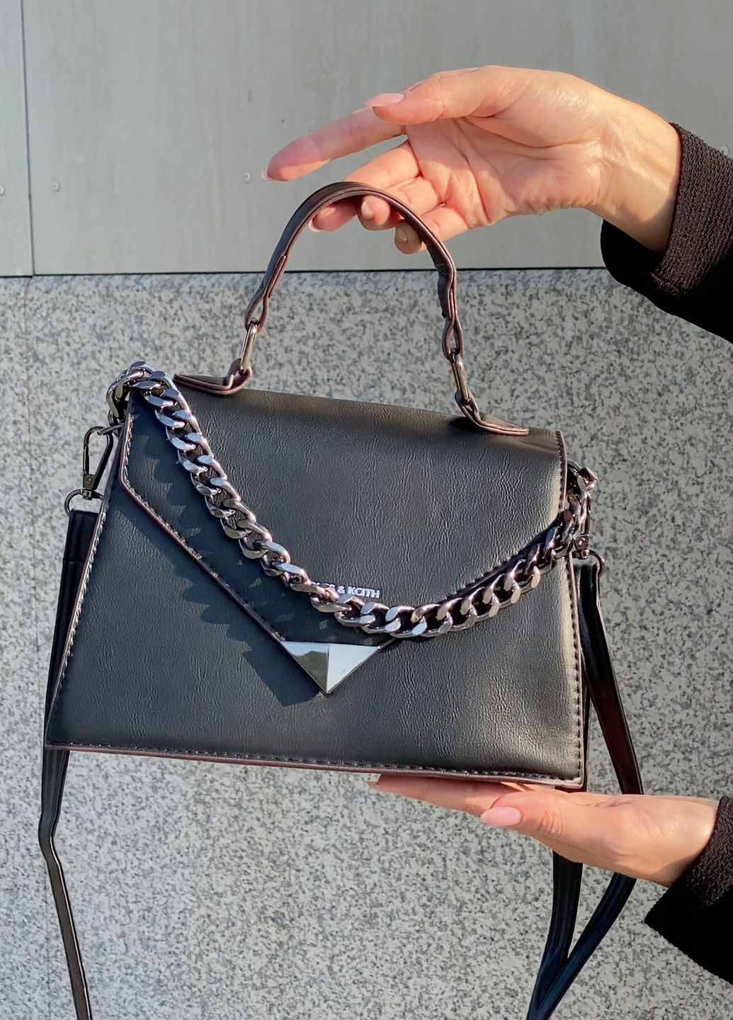 Жіноча сумка крос-боді чорна No Brand (270829159)