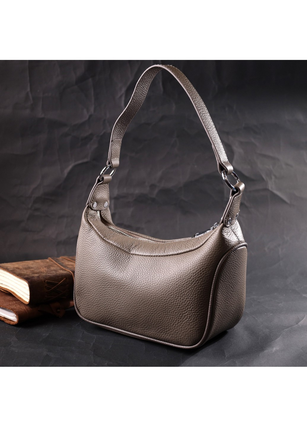 Шкіряна сумка напівкруглого формату з однією ручкою 22412 Сіра Vintage (276457599)