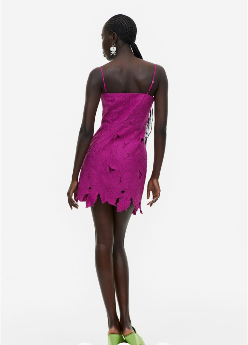 Сиреневое коктейльное короткое платье на тонких брителях (55671) 34 фиолетовое H&M