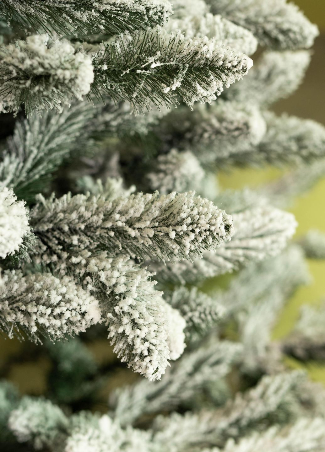 Штучна лита ялинка МЕРІЛЕНД Засніжена 2.50м з підставкою на 30% більше гілочок Gold Меріленд (269341291)